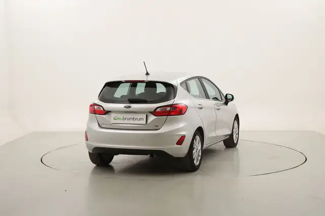 Ford Fiesta view 5