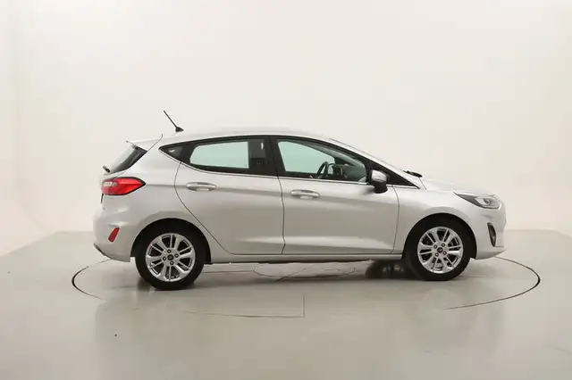 Ford Fiesta view 6