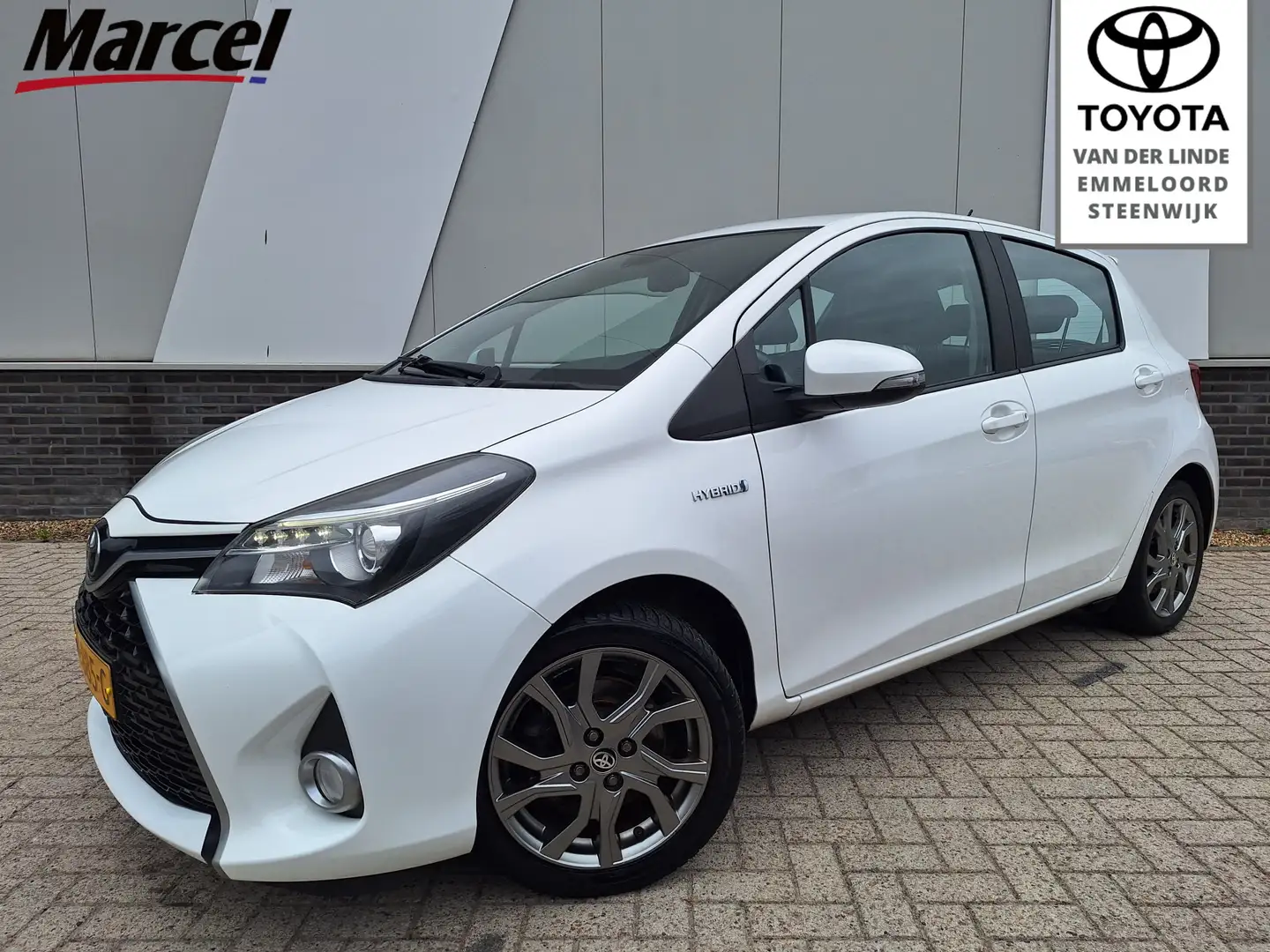 Toyota Yaris 1.5 Hybrid Dynamic | LM Velgen | Cruise- control | Wit - 1