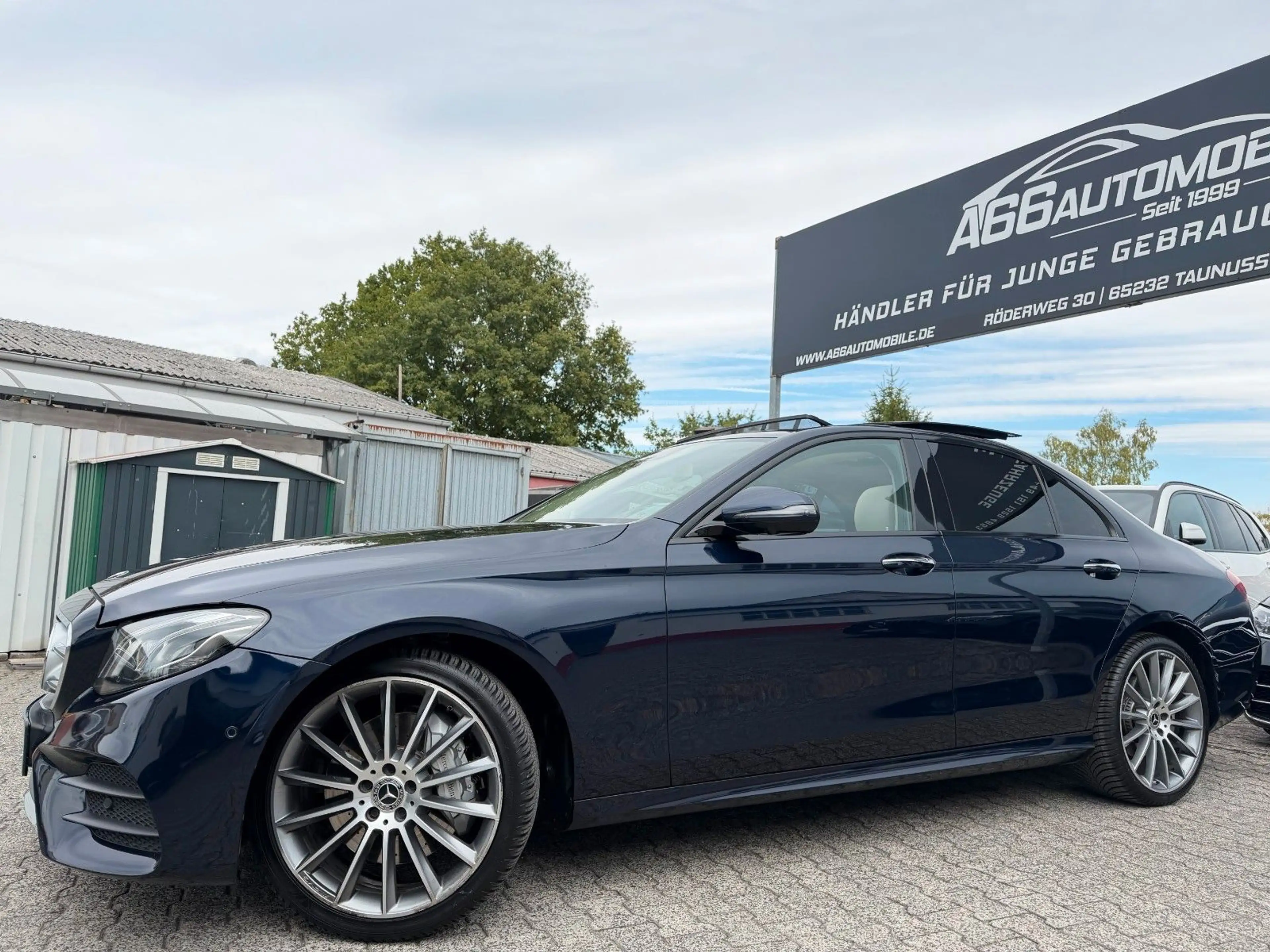 Mercedes-Benz E 400 d 4M AMG designo EINZELSTÜCK*Pano*Airmatic — photo 11