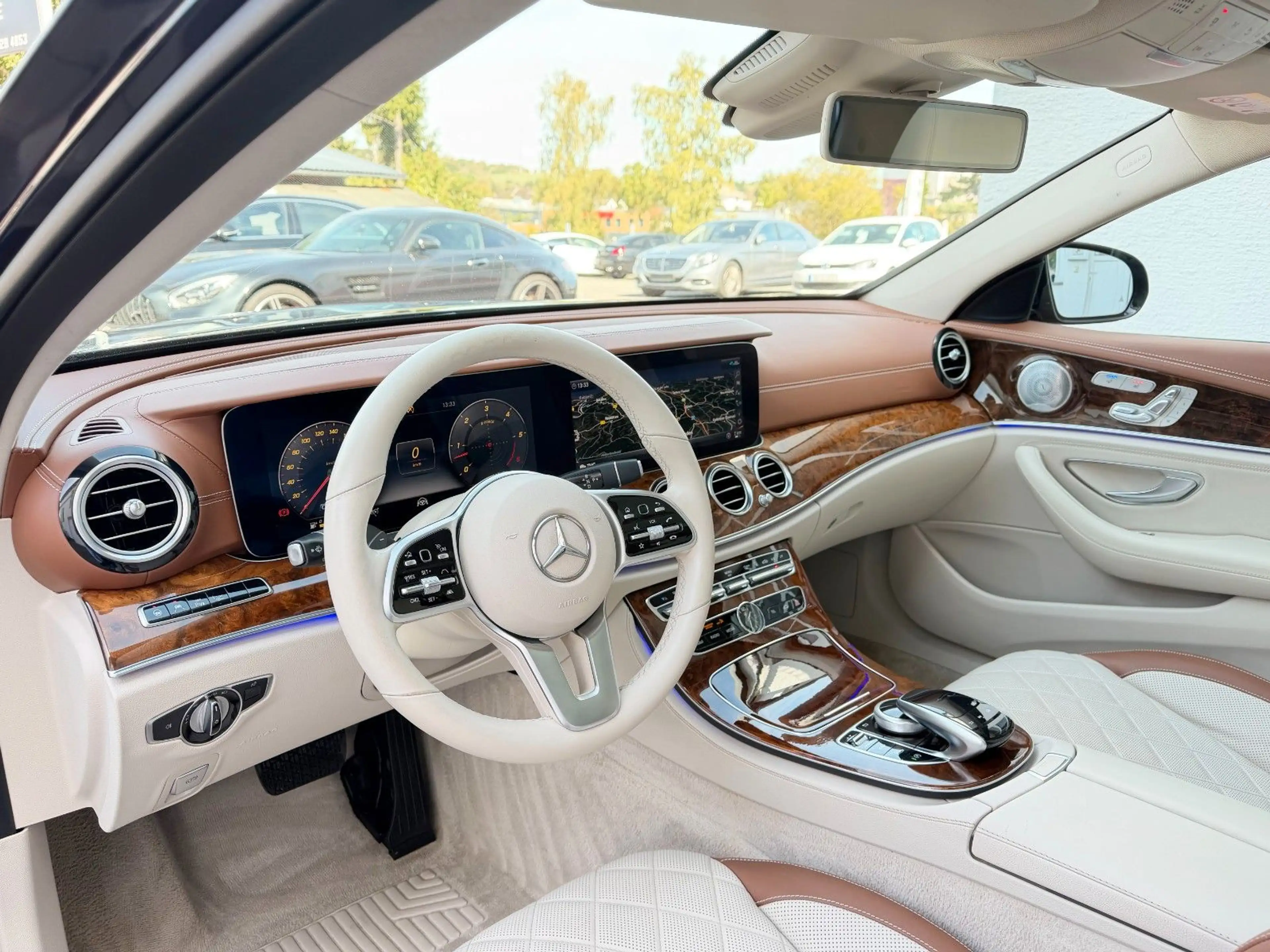 Mercedes-Benz E 400 d 4M AMG designo EINZELSTÜCK*Pano*Airmatic — photo 8
