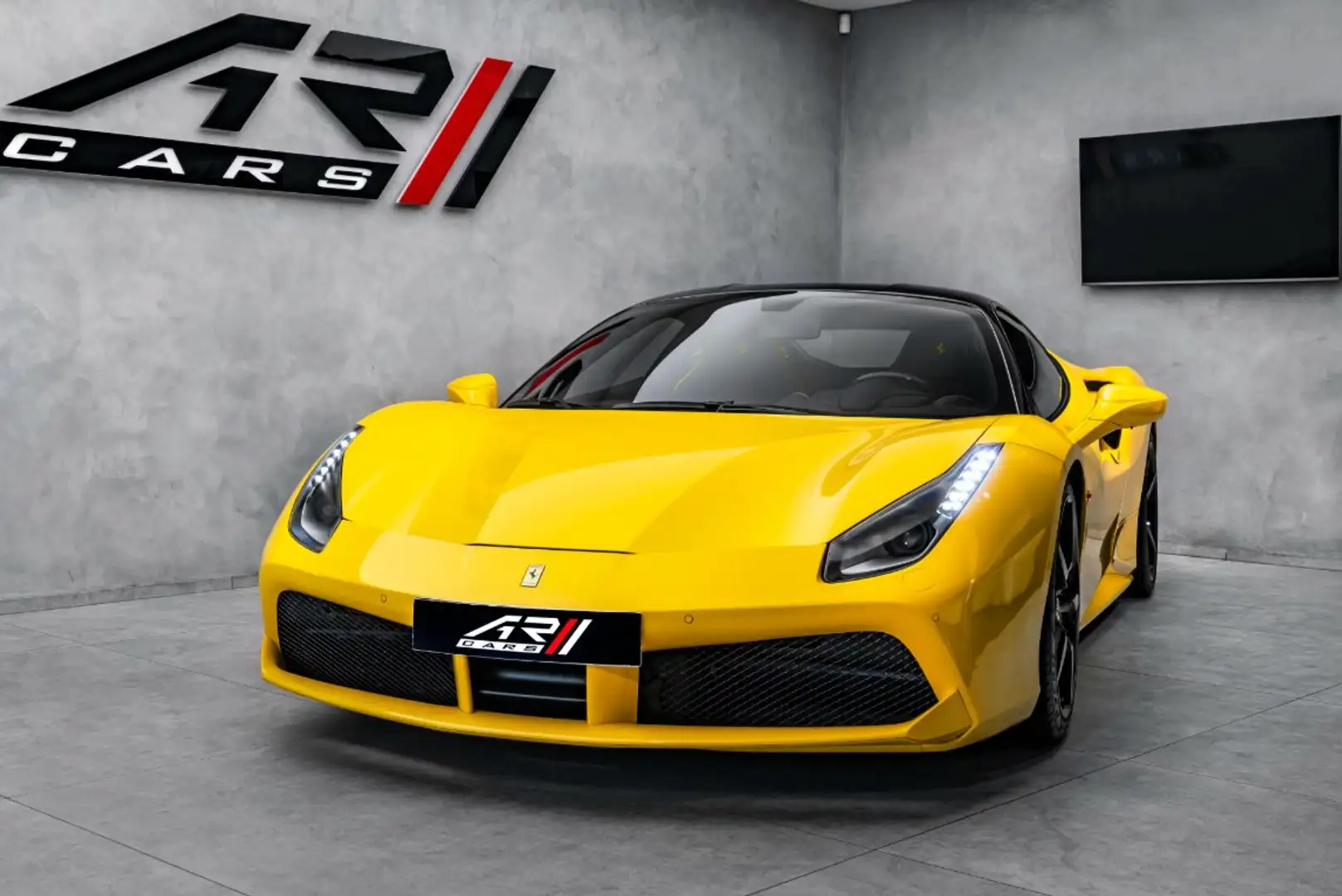 Ferrari 488 GTB V8 3.9 T 670 ch - Carbone Jaune - 2