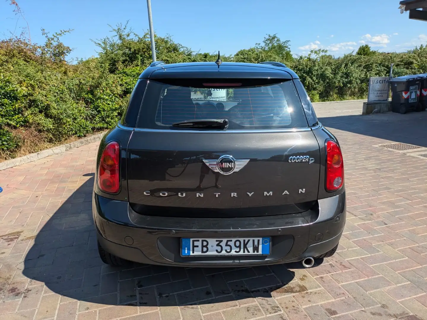 MINI Cooper D Countryman Mini Countryman R60 1.6 Business E6 BLAK-LINE Zwart - 2