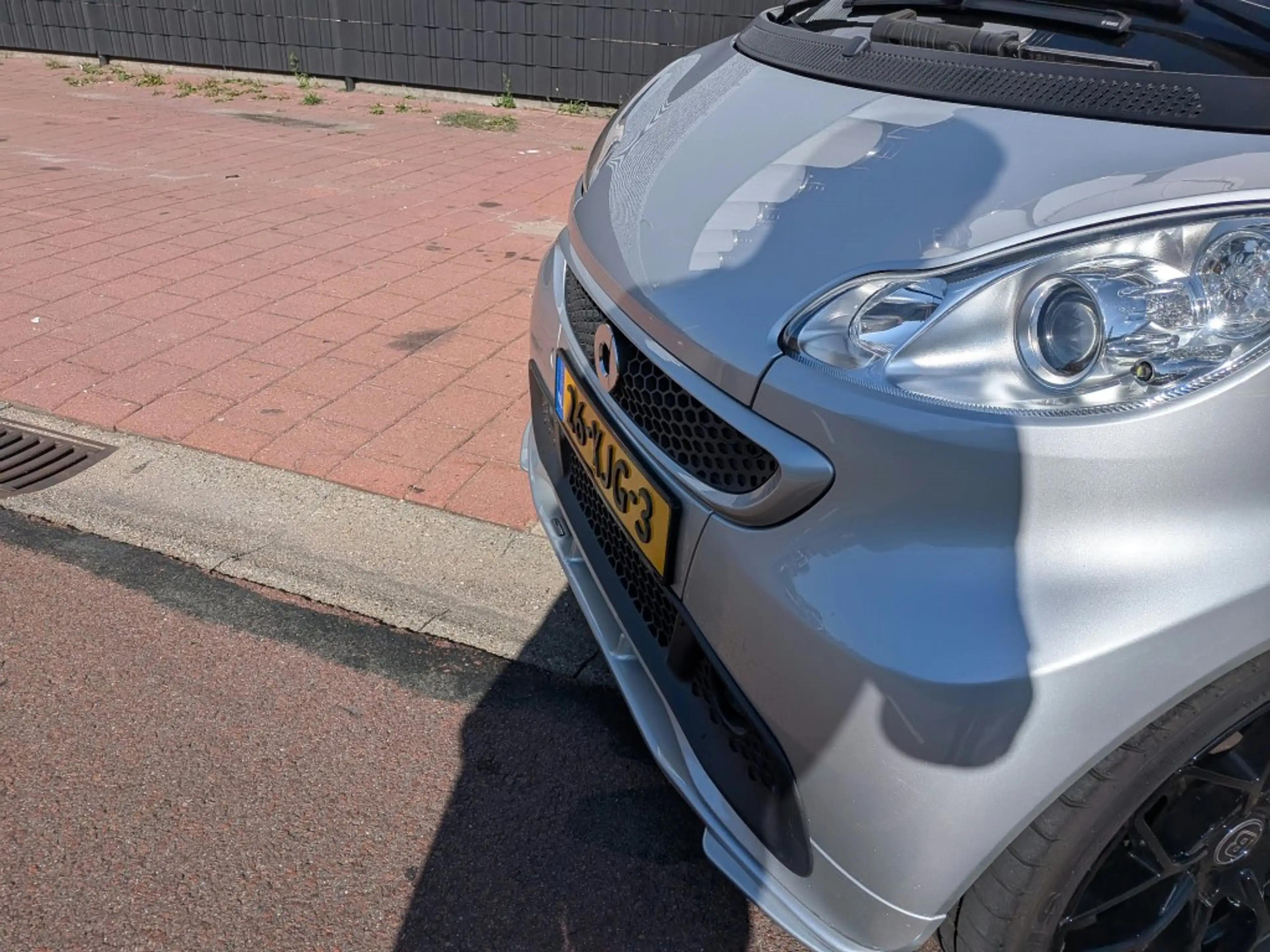 smart forTwo cabrio 1.0 mhd Passion Brabus uitgevoerd — photo 12
