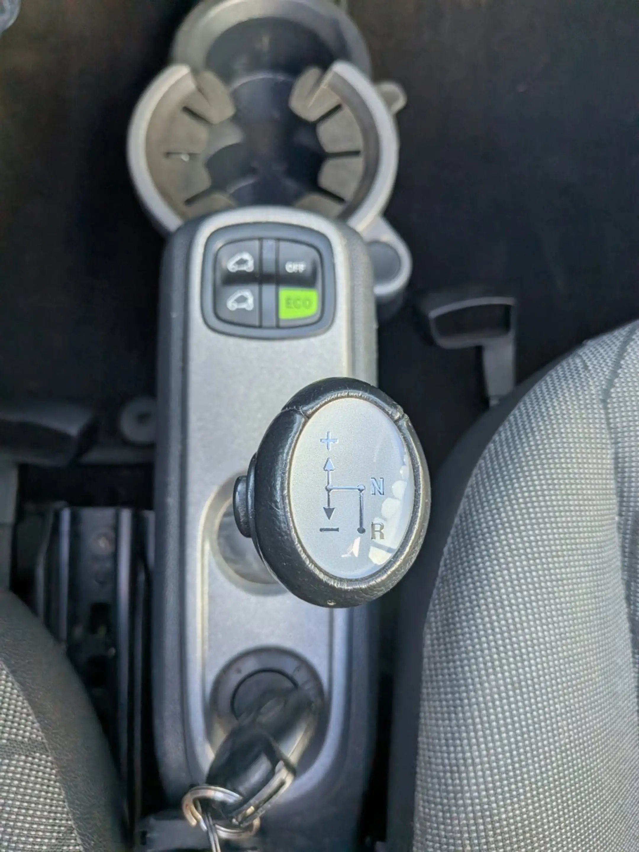 smart forTwo cabrio 1.0 mhd Passion Brabus uitgevoerd — photo 16