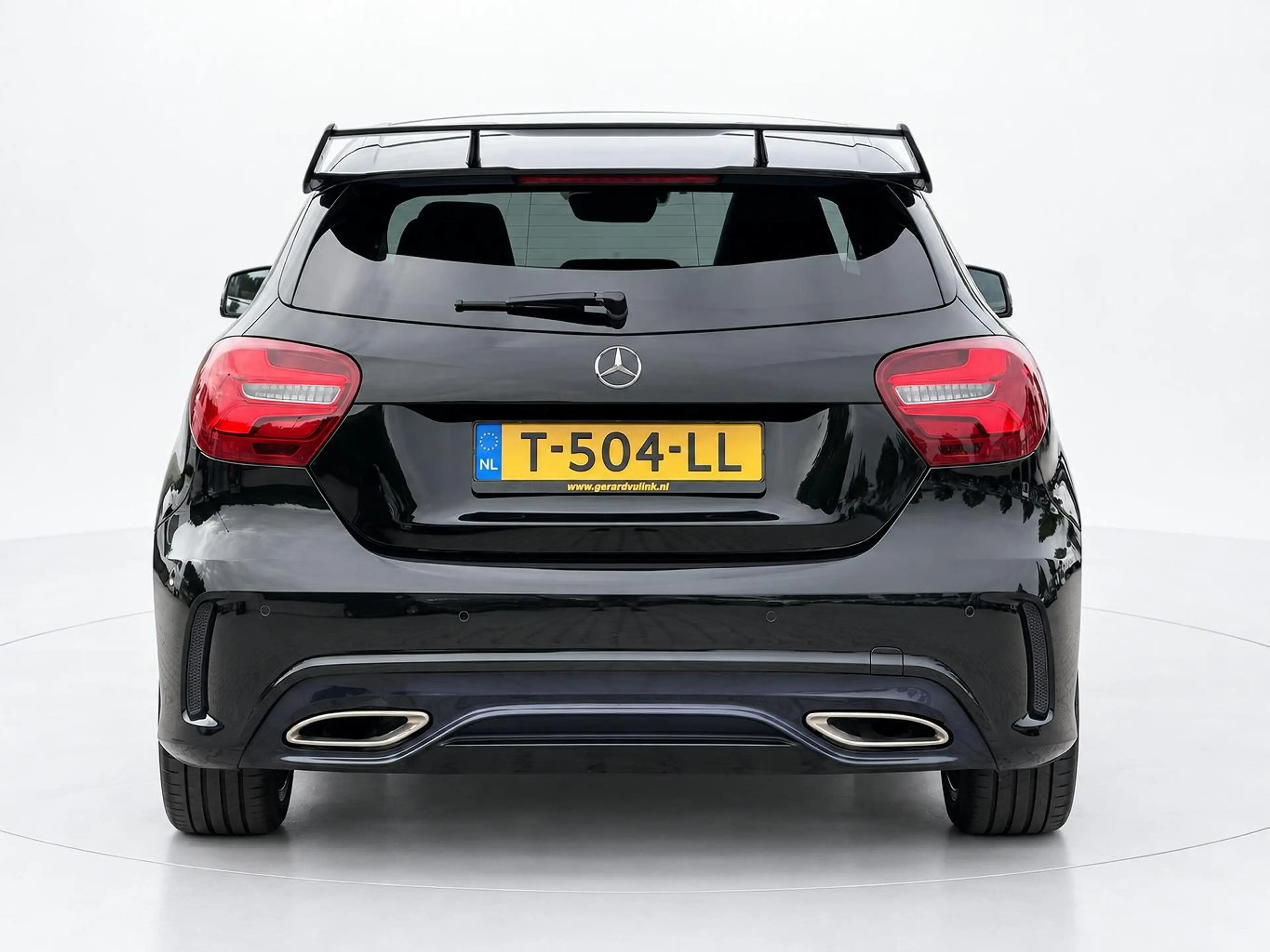 Mercedes-Benz A 220 4MATIC Motorsport Edition AMG PANORAMADAK — photo 27