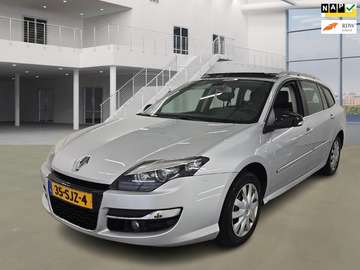 Estate 1.5 dCi Executive|PANO|6BAK|NAVI|LEDER|TREK