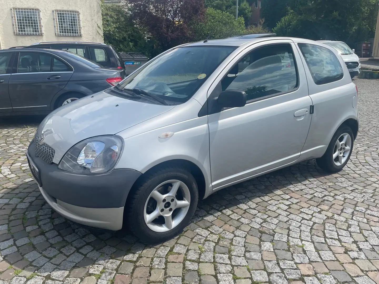 Toyota Yaris 1.3 linea luna* Klima Ezüst - 1