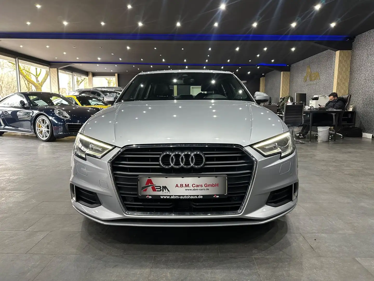 Audi A3 Limousine Sport /LEDER /ACC/ KAMERA / Virtual Argent - 2