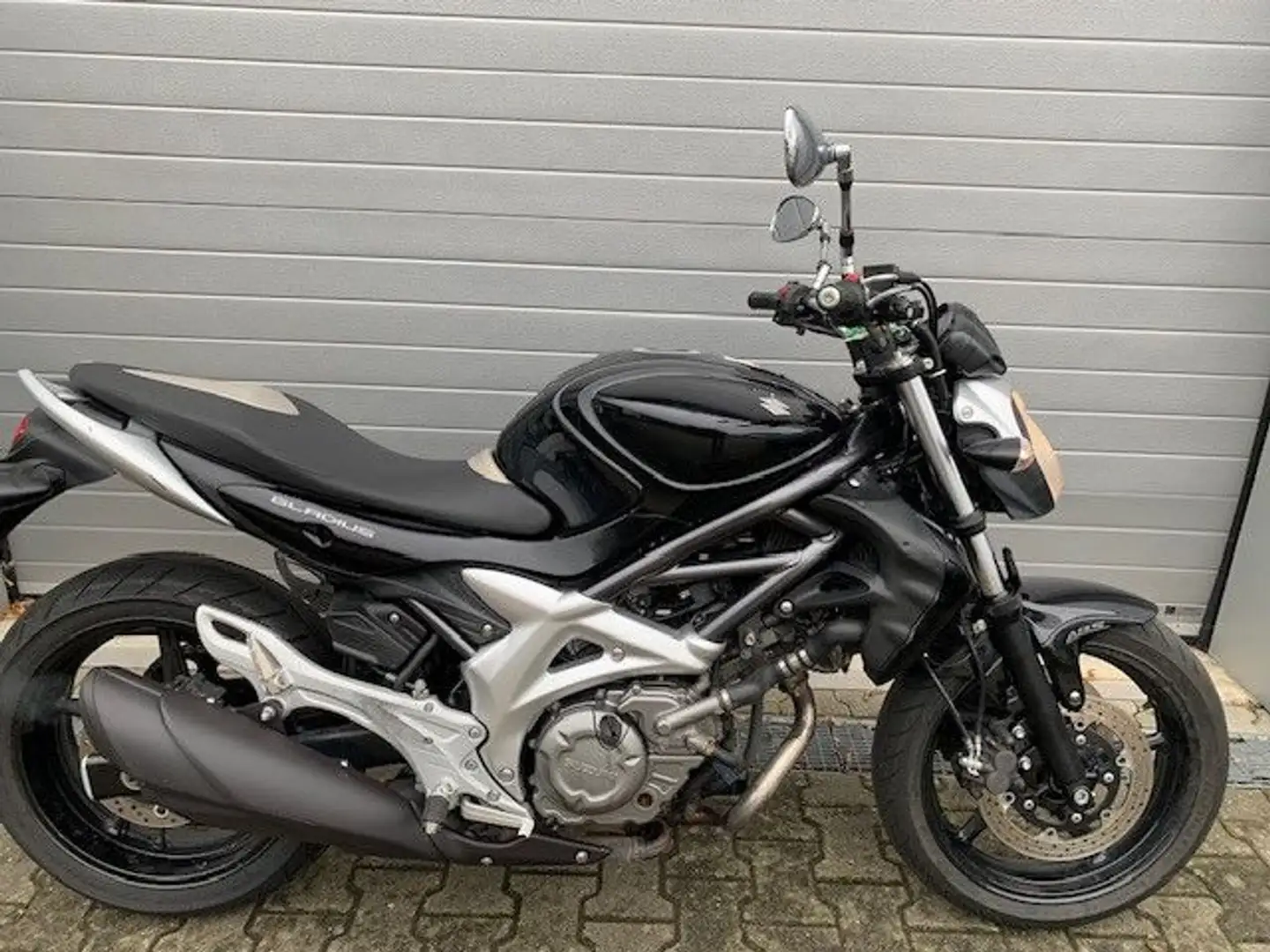 Suzuki SFV650-ABS Noir - 1
