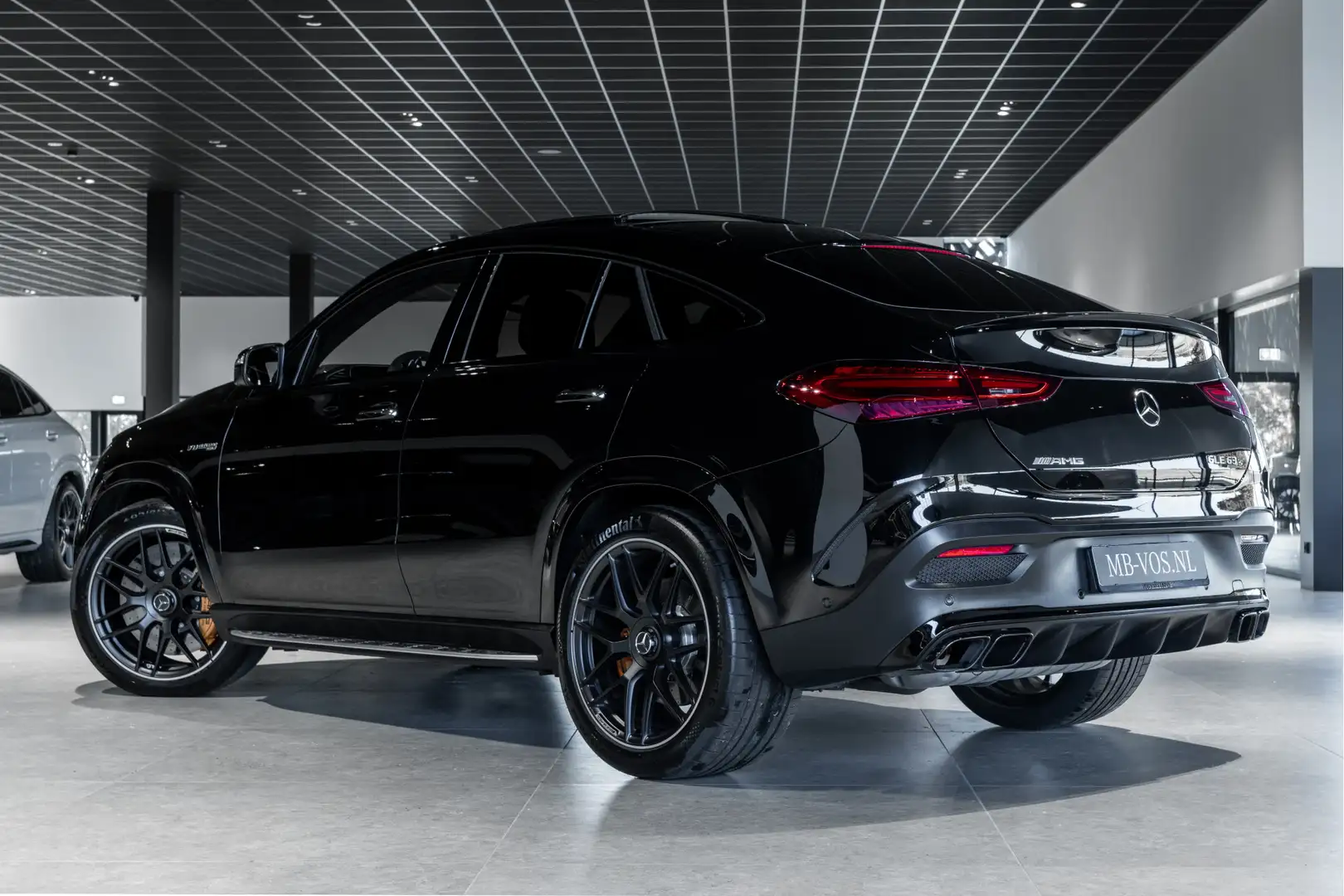 Mercedes-Benz GLE 63 AMG Coupé S 4MATIC+ Ceramic|Massage|Softclose|HUD|Ruit Zwart - 2