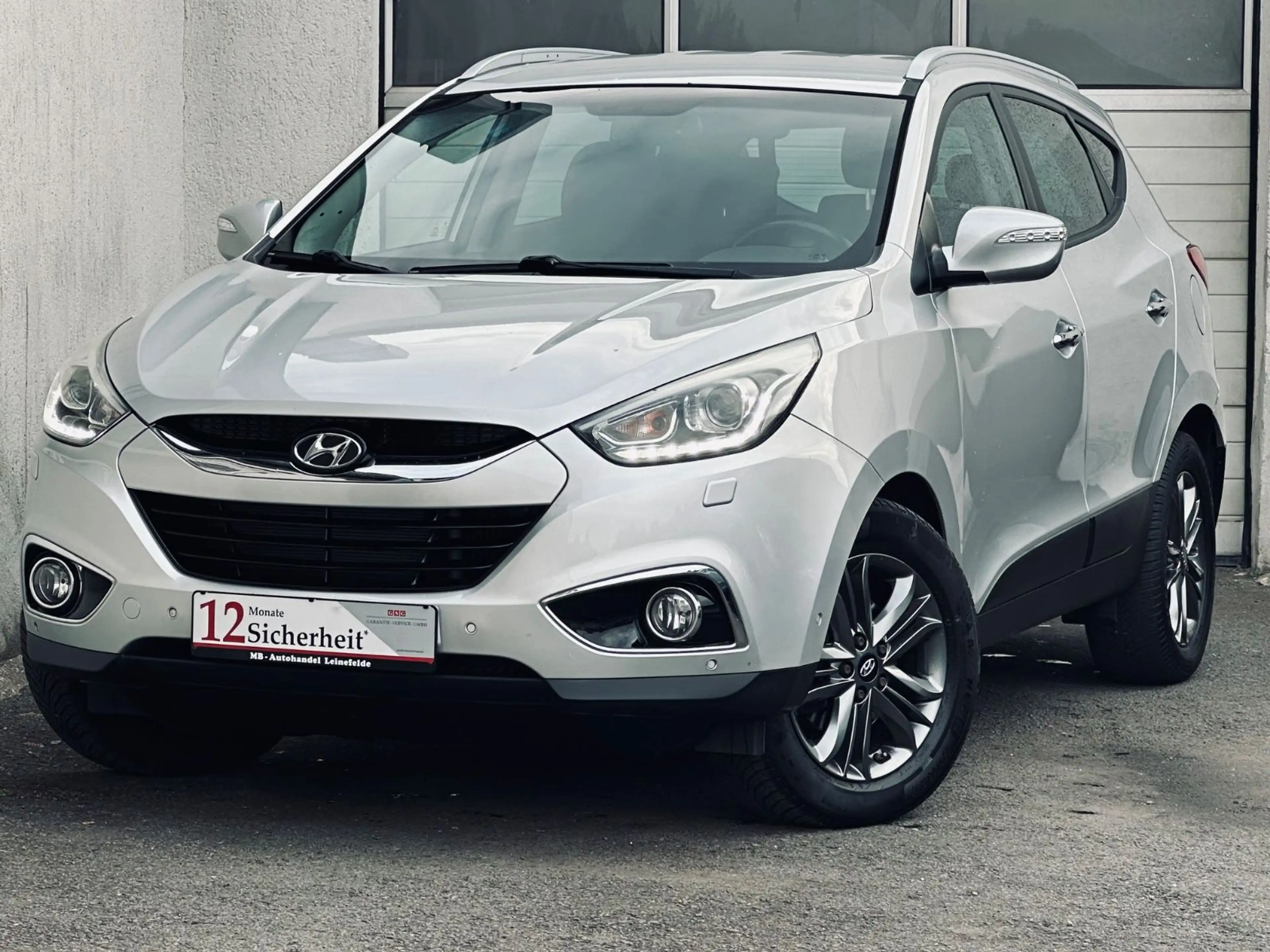 Hyundai iX35 2.0 CRDi 4x4*XENON*NAVI*TEMPO*LEDER*KAMERA