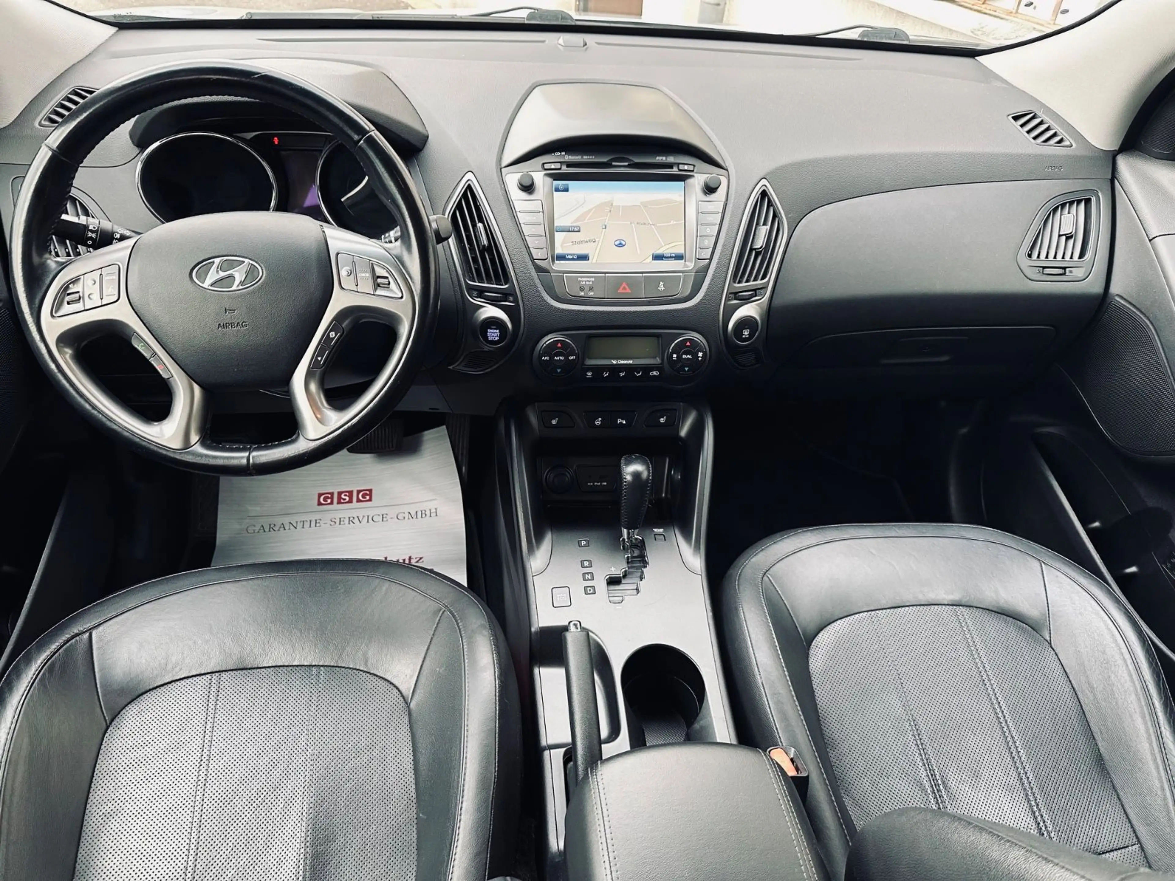 Hyundai iX35 2.0 CRDi 4x4*XENON*NAVI*TEMPO*LEDER*KAMERA — photo 9