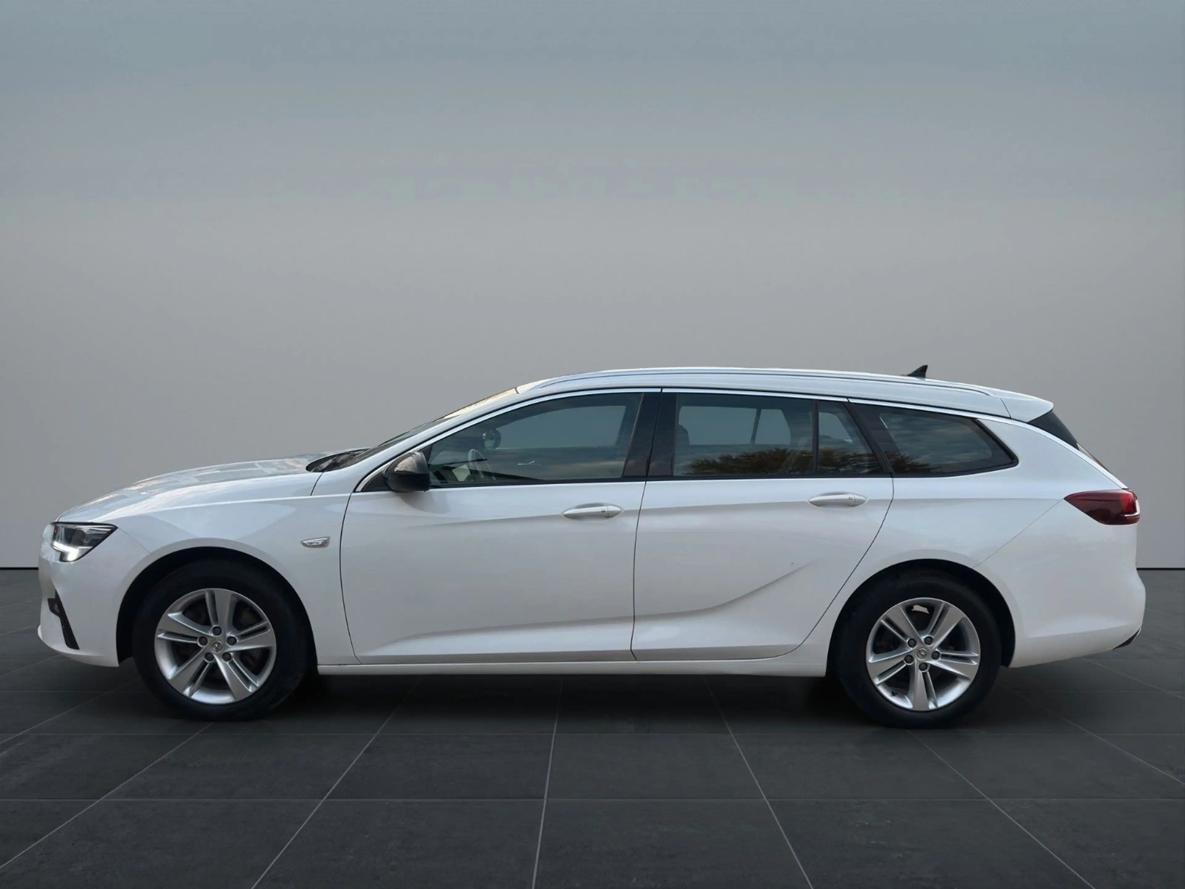Opel Insignia B ST Premium "Elegance" Garantie/1-Hand — photo 9