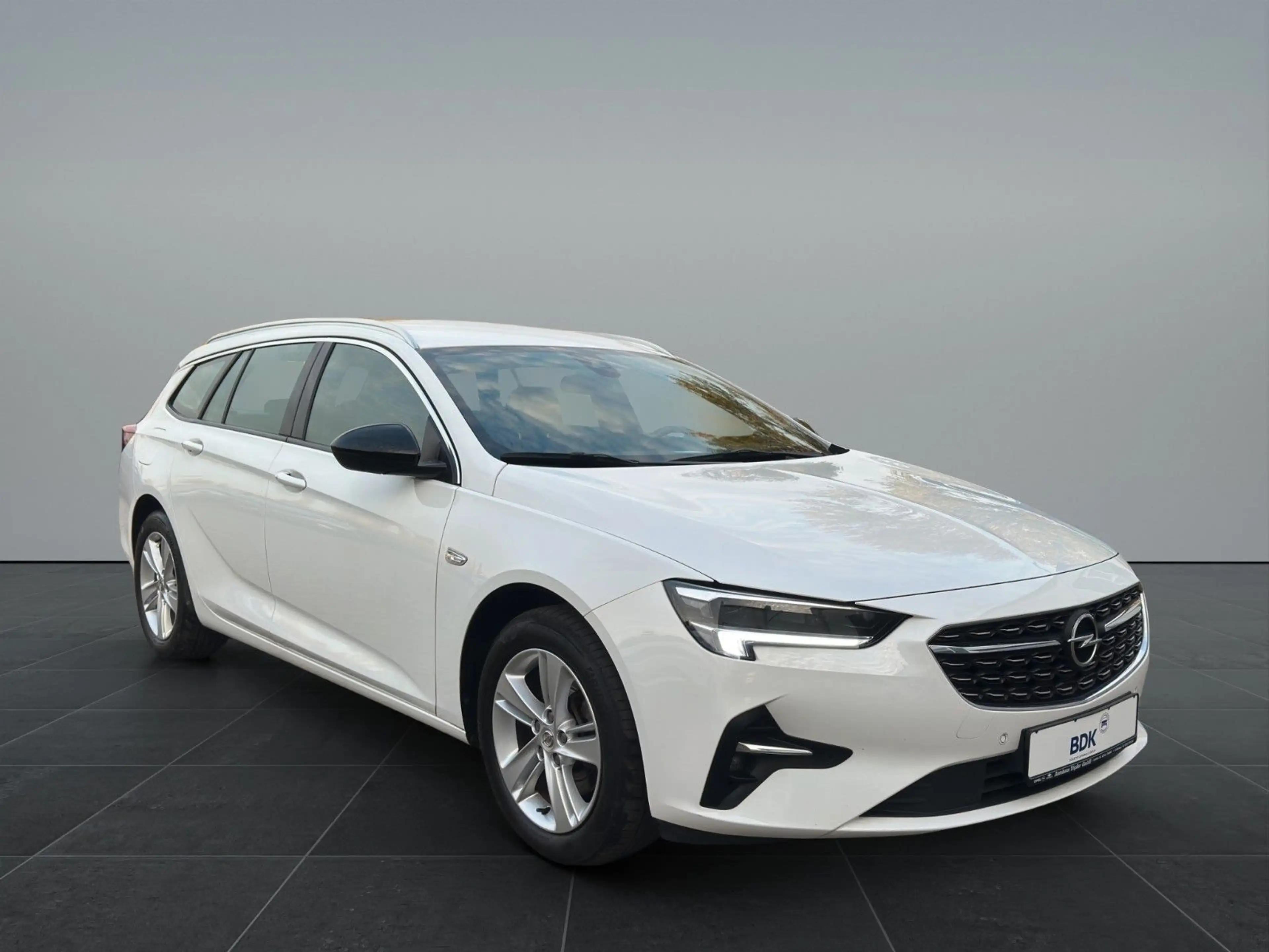 Opel Insignia B ST Premium "Elegance" Garantie/1-Hand — photo 6