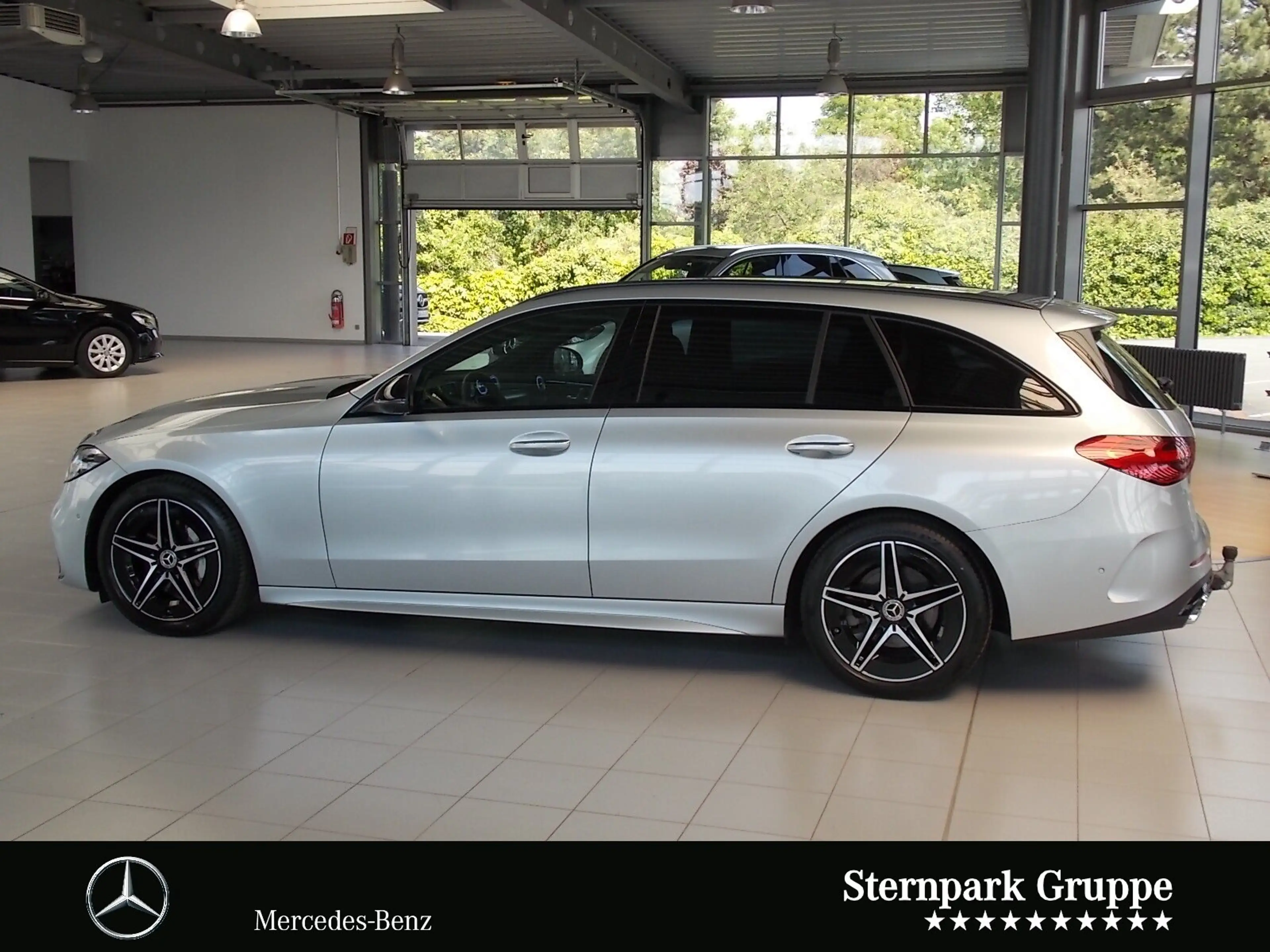 Mercedes-Benz C 300 C 300 4M T AMG Premium Night,St-Hz.AHK,Digi.360° — photo 5