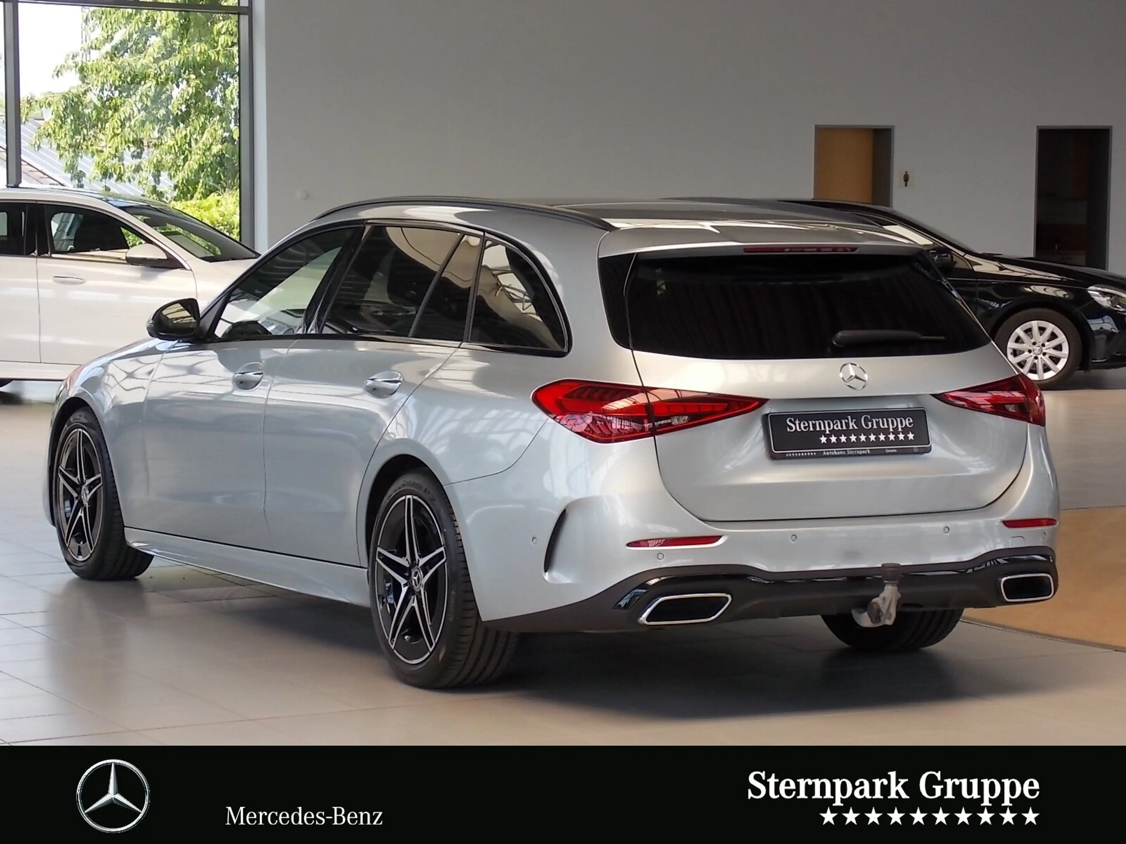 Mercedes-Benz C 300 C 300 4M T AMG Premium Night,St-Hz.AHK,Digi.360° — photo 4
