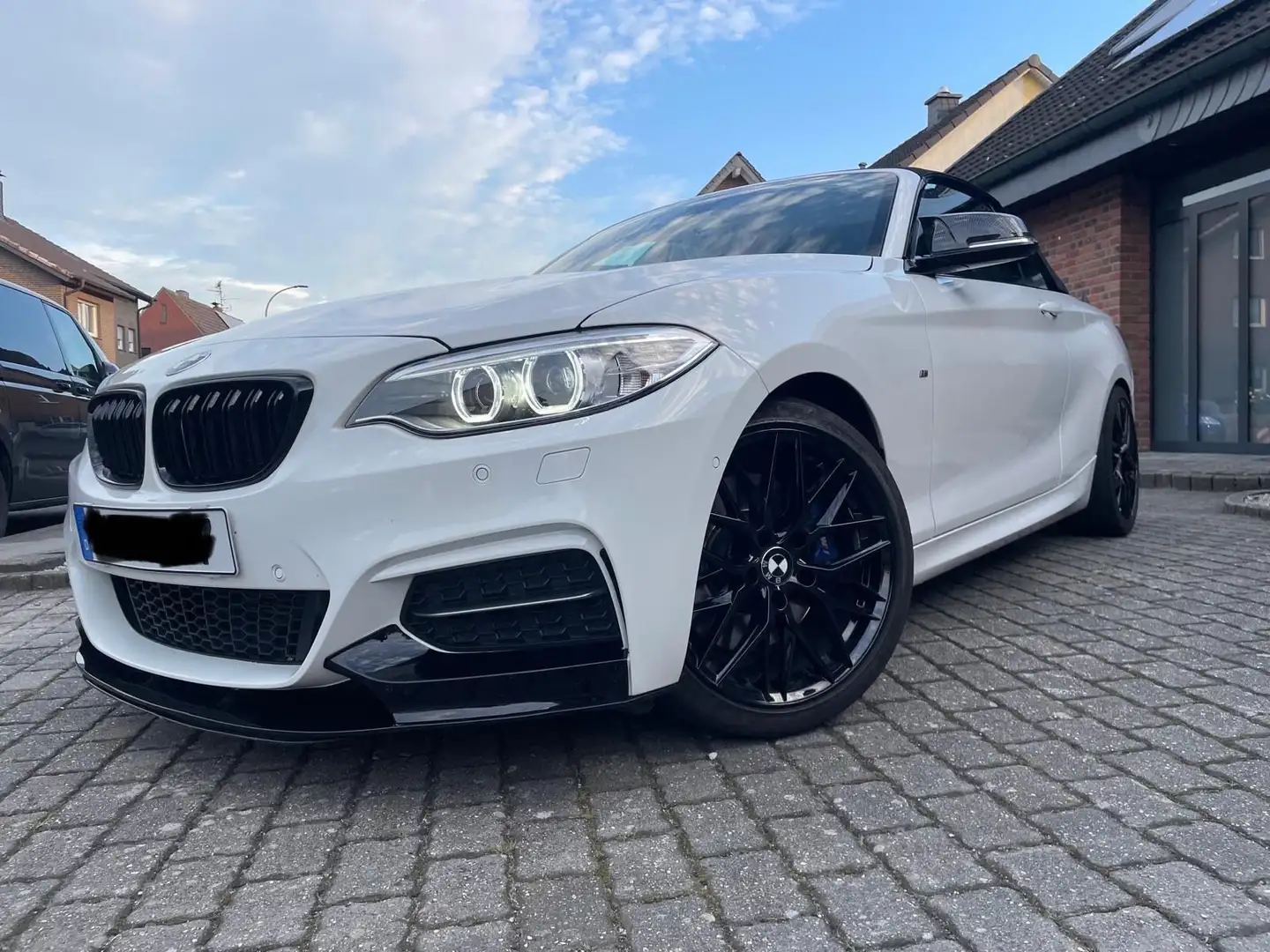 BMW 235 M235i Cabrio Sport-Aut. - 1