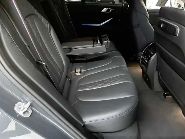 BMW X5 view 14