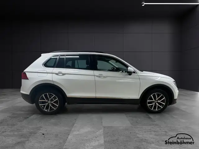 Volkswagen Tiguan view 9