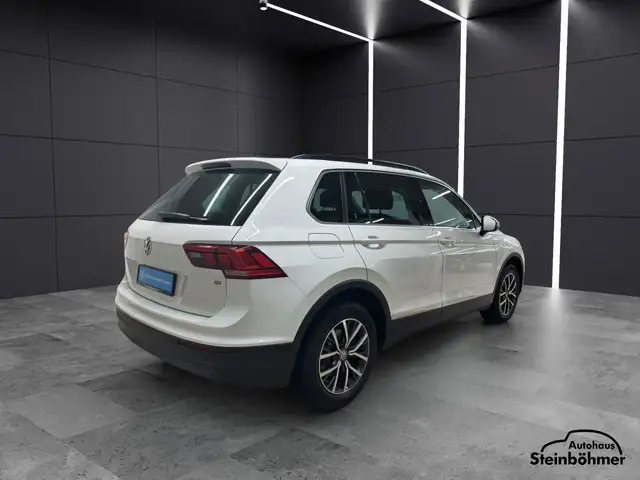 Volkswagen Tiguan view 8