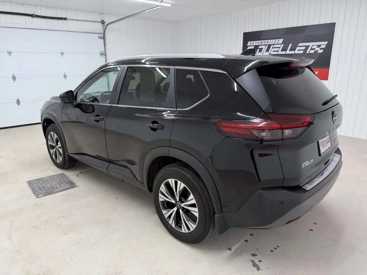 Nissan Rogue снимка Nissan Rogue