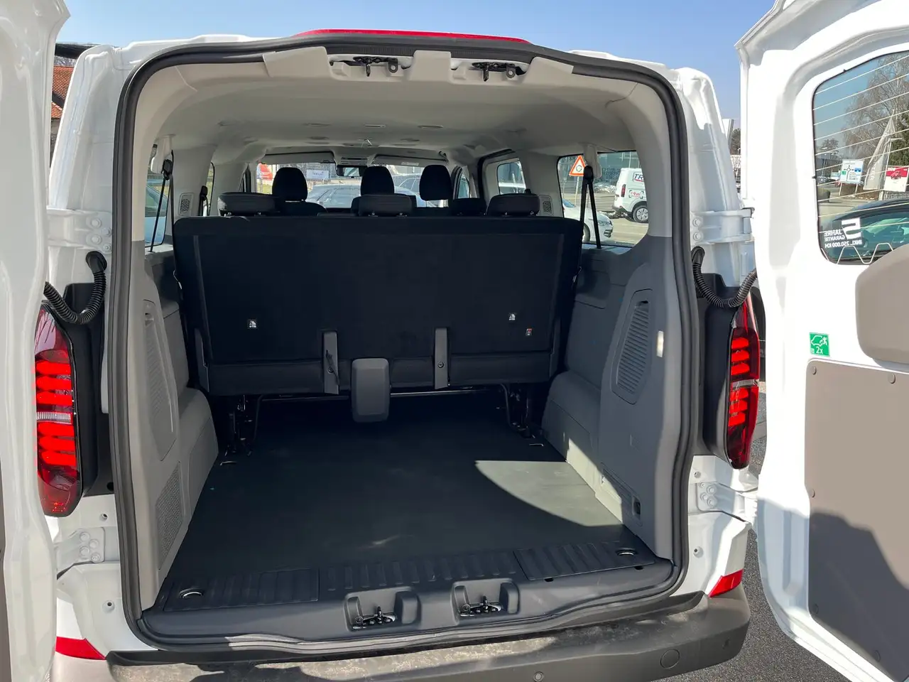 Volkswagen T7 Caravelle 2026
