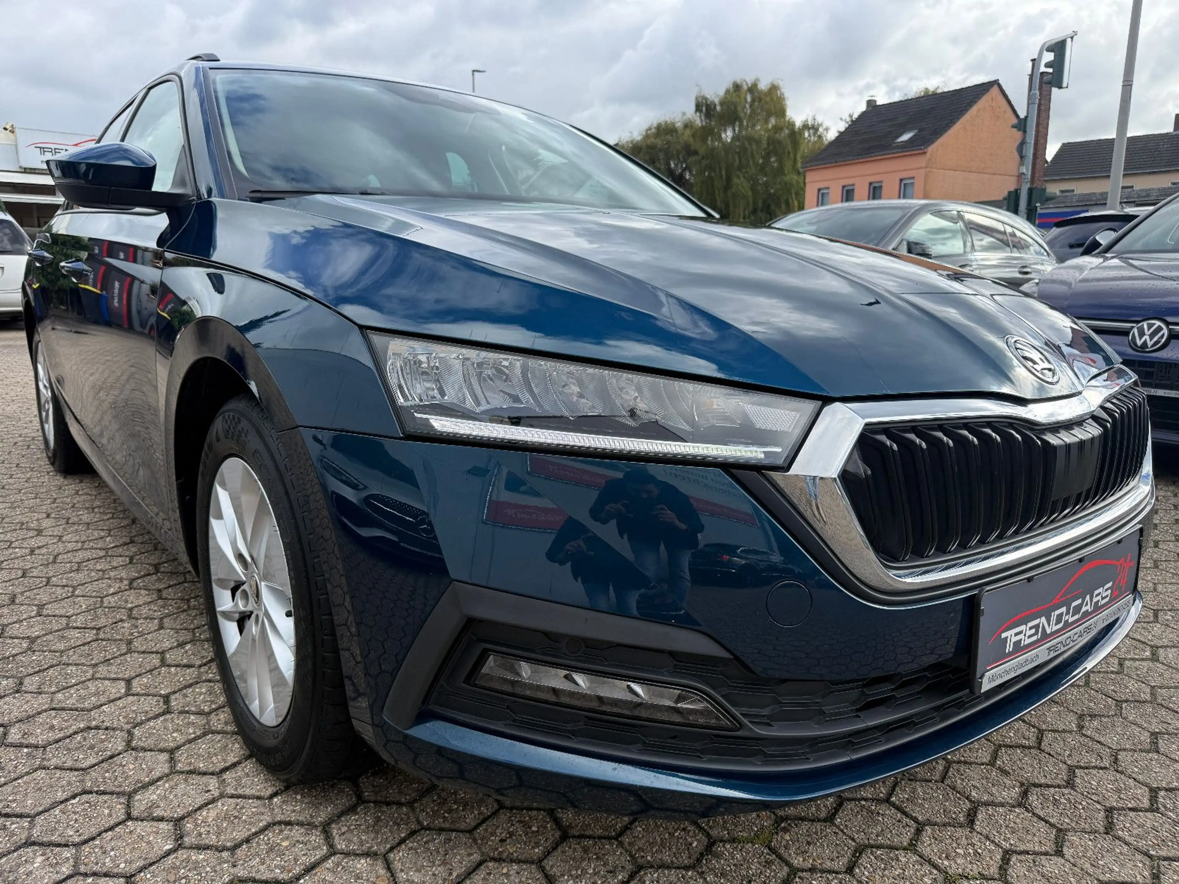 Skoda Octavia Combi Ambition*Tempomat* — photo 7