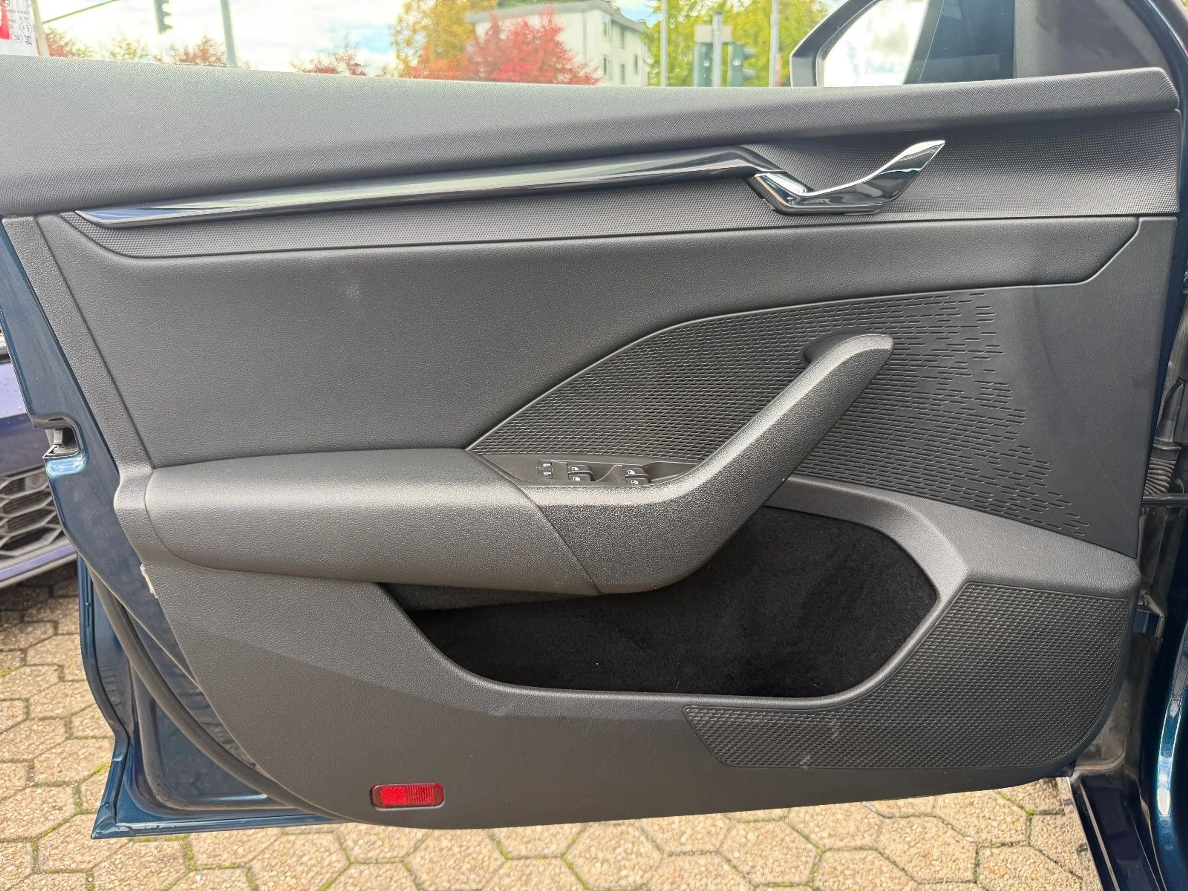 Skoda Octavia Combi Ambition*Tempomat* — photo 11