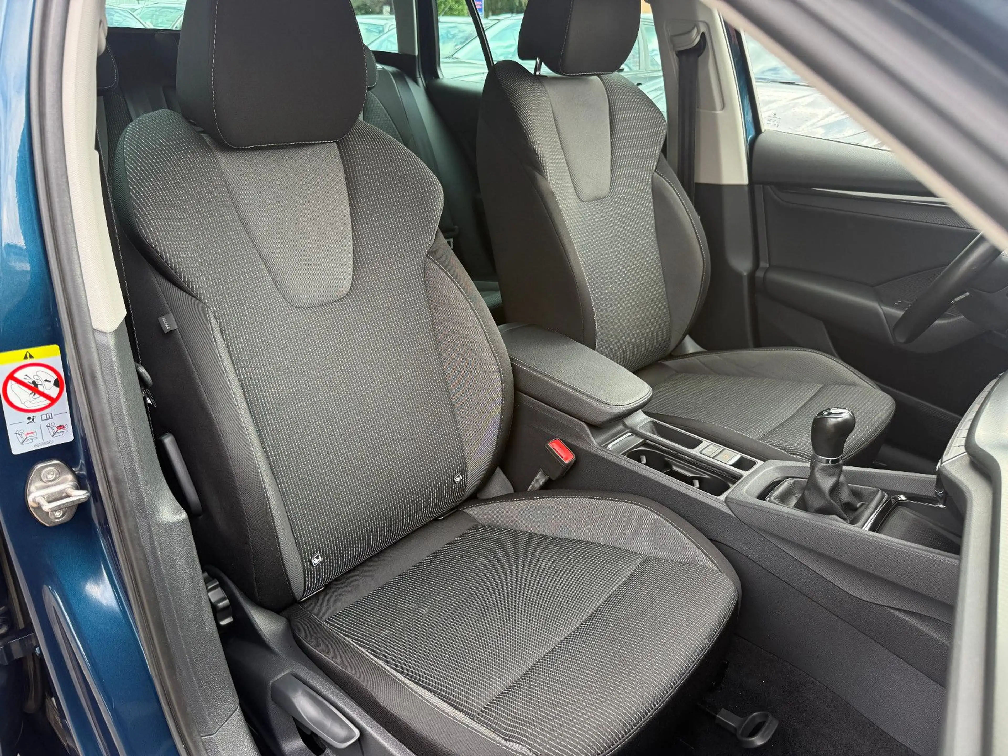 Skoda Octavia Combi Ambition*Tempomat* — photo 13
