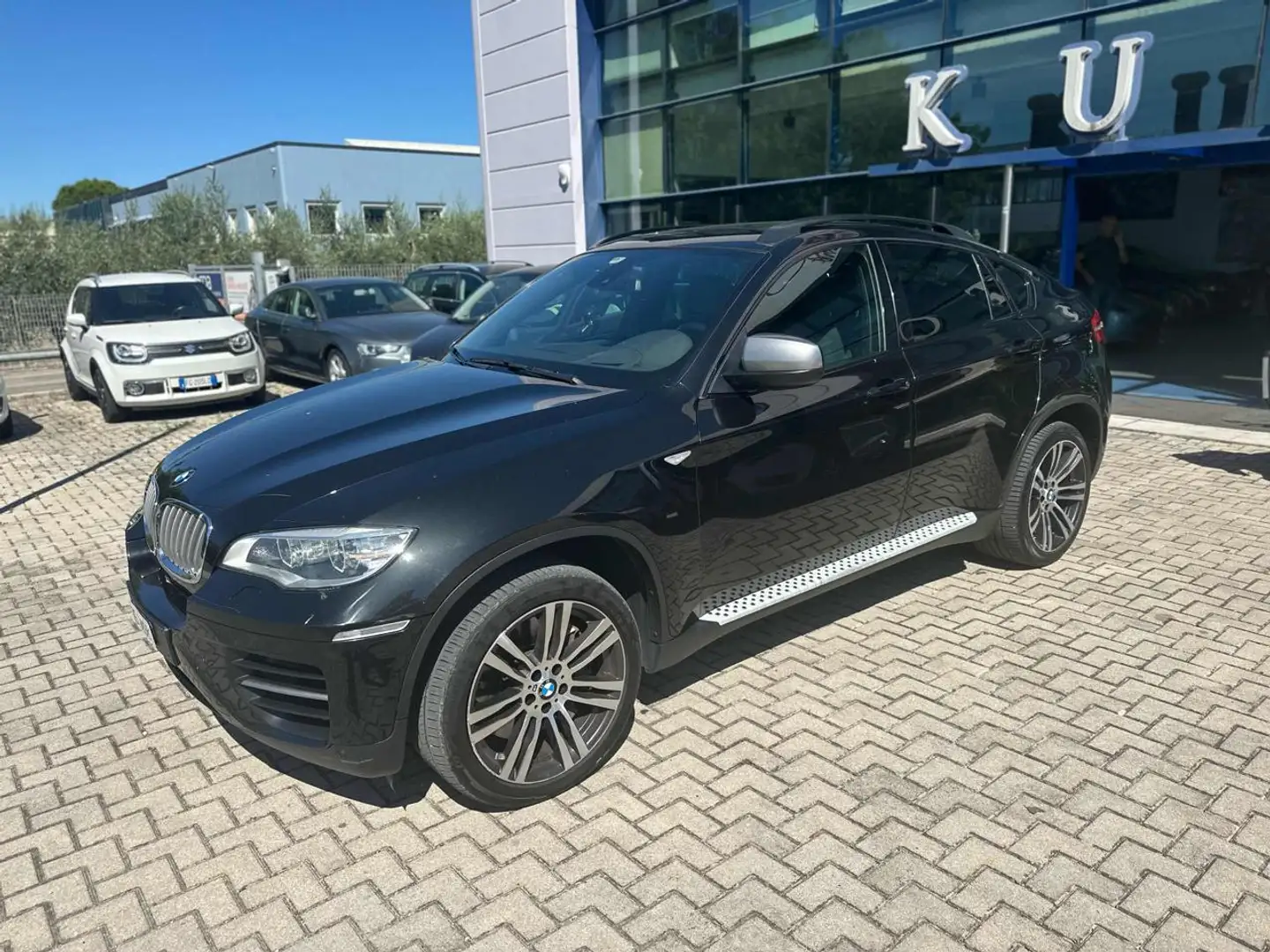 BMW X6 M50 d Negru - 2