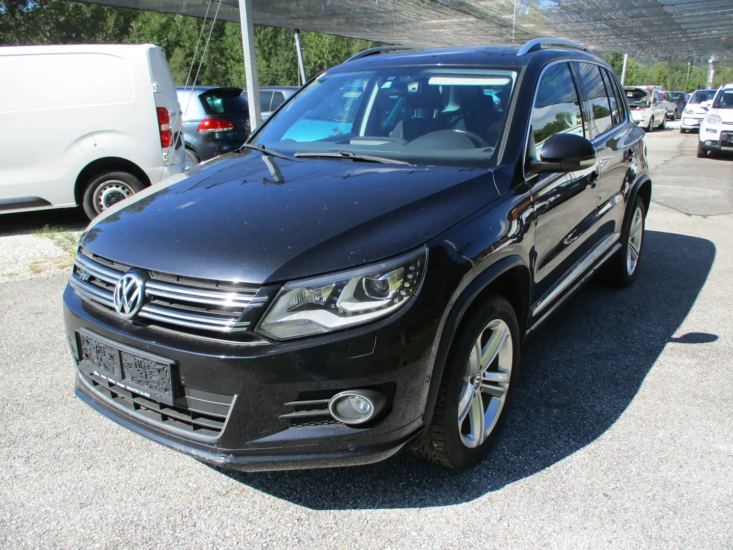 Volkswagen Tiguan Sport Schwarz - 1