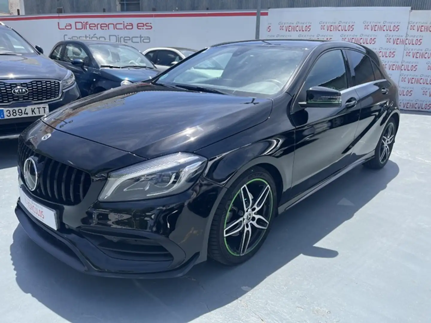 Mercedes-Benz A 180 Negro - 1