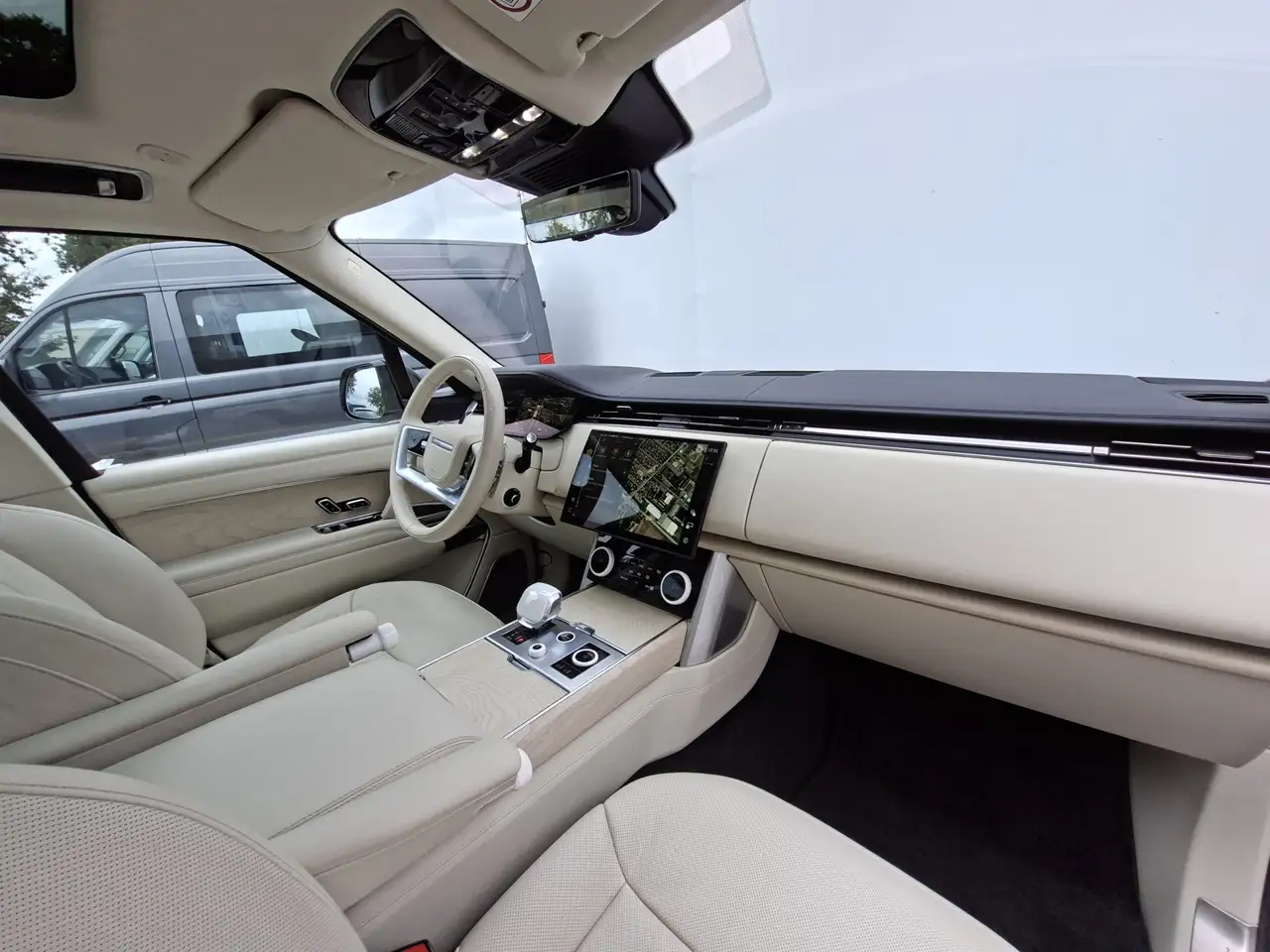 Land Rover Range Rover P510e SV PHEV 4WS 4xMassage Chauffeurspakket Signa, миниатюра 3
