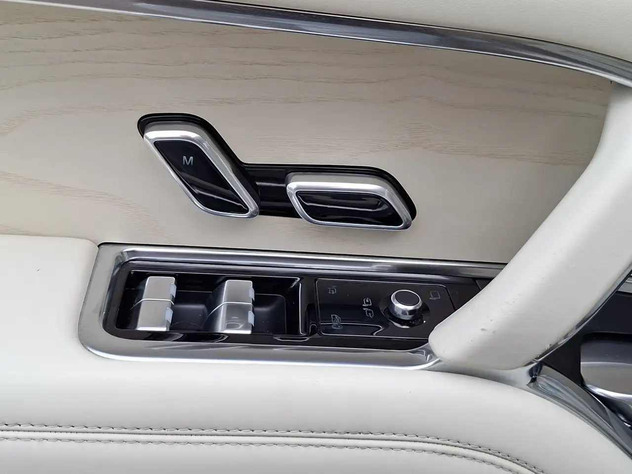 Land Rover Range Rover P510e SV PHEV 4WS 4xMassage Chauffeurspakket Signa, миниатюра 12
