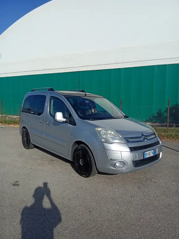Citroen Berlingo 2009 из Европы — купить под ключ
