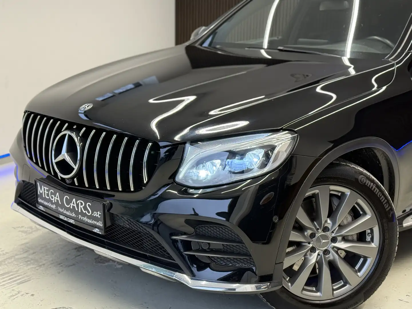 Mercedes-Benz GLC 220 d 4Matic Coupe AMG-LINE / AHK / NAVI / SITZH. / Zwart - 2