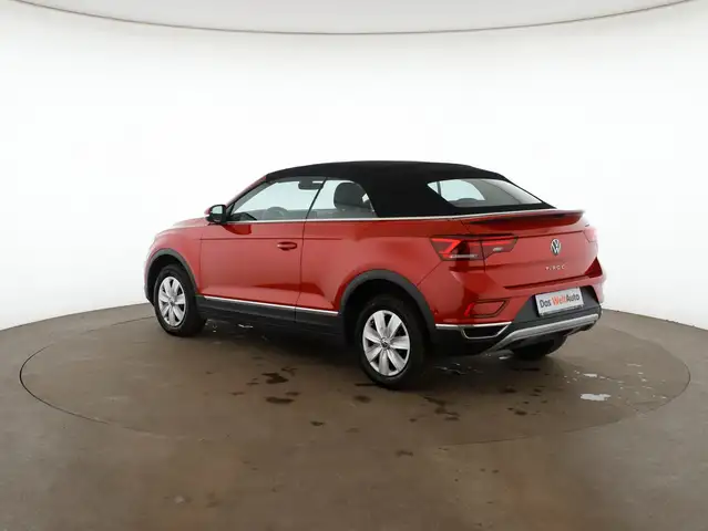 Volkswagen T-Roc view 5