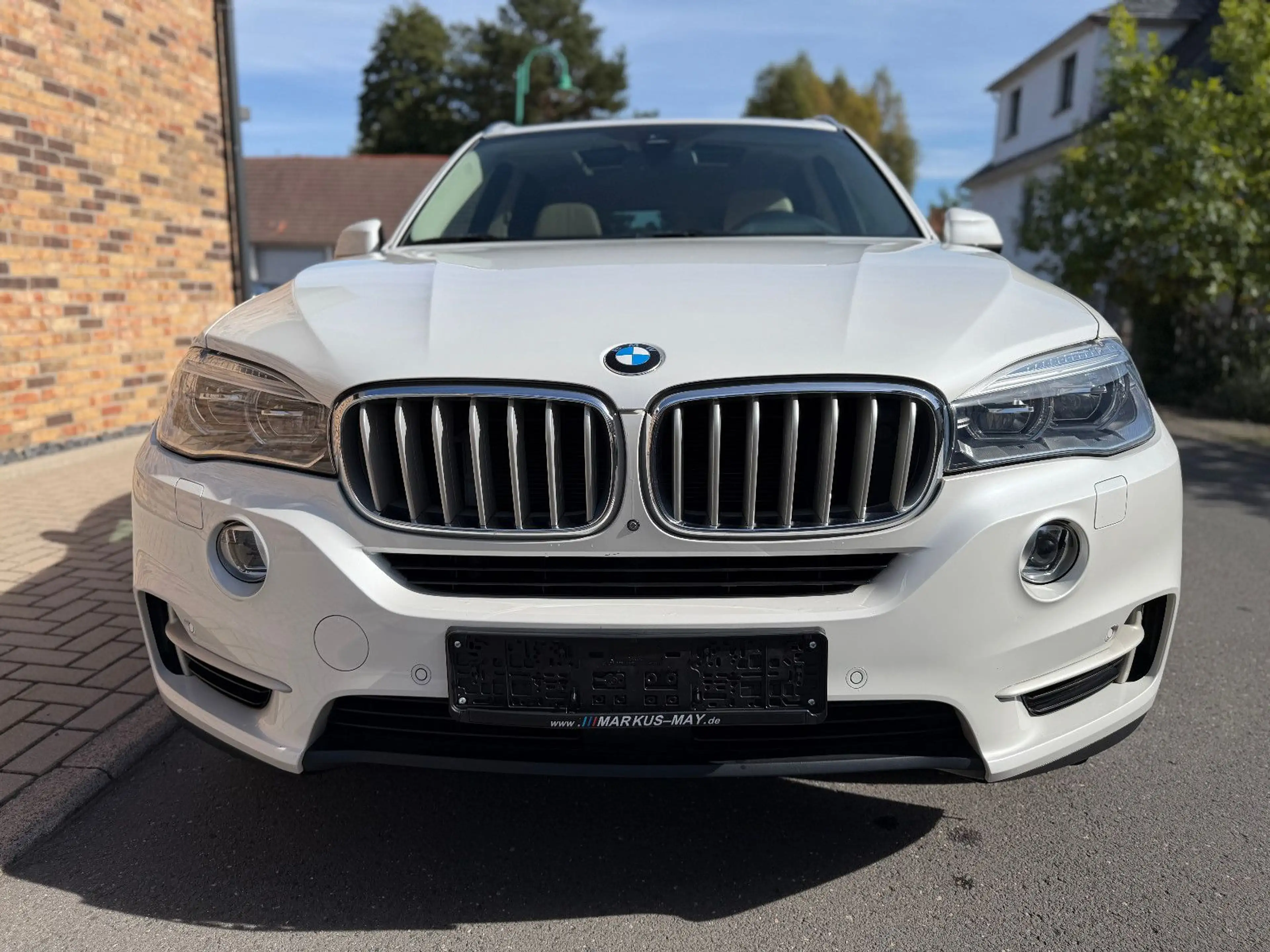 BMW X5 xDrive50i NightVi 7Stz HUD DAPlus B&O Leder — photo 2