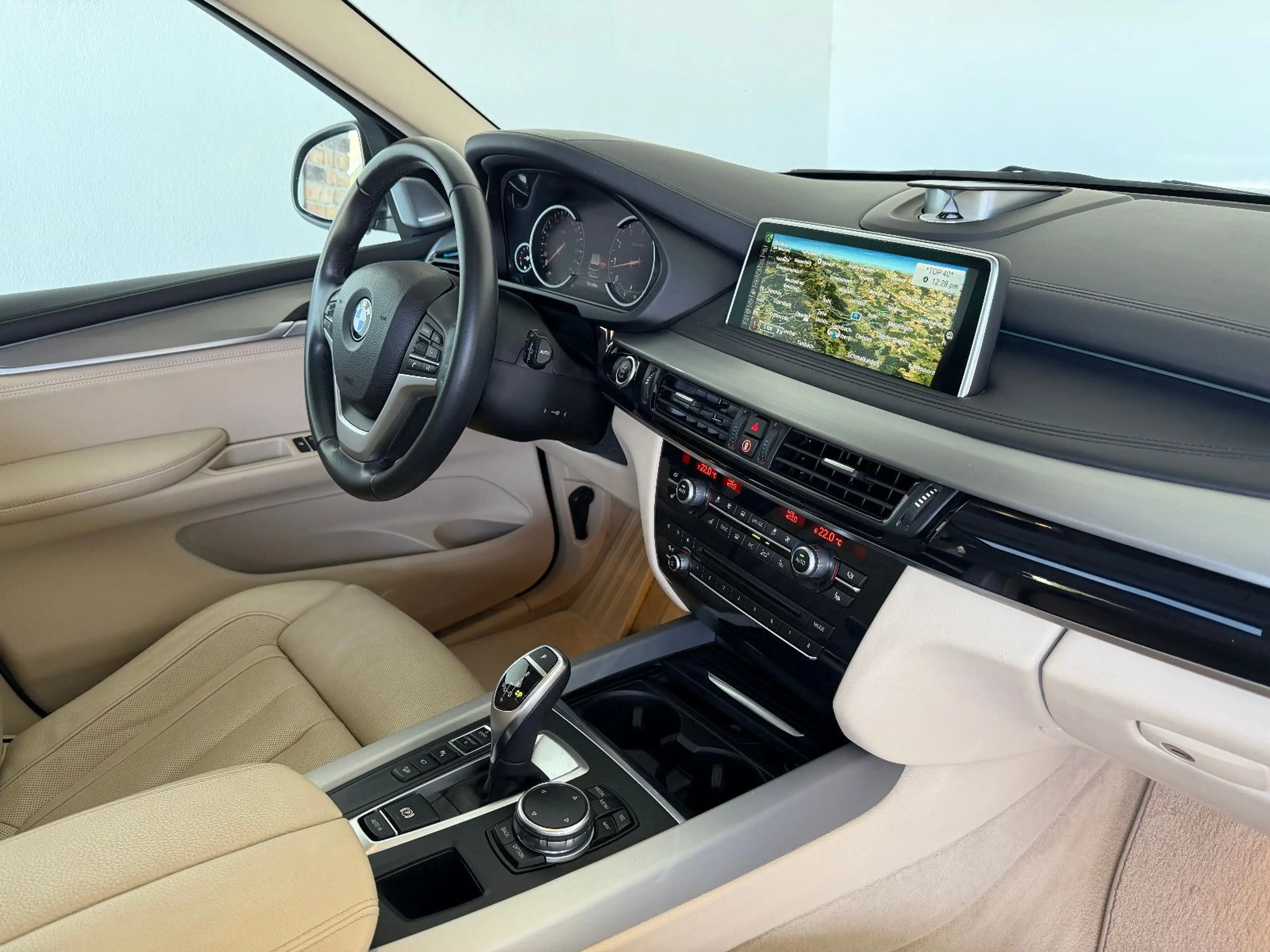 BMW X5 xDrive50i NightVi 7Stz HUD DAPlus B&O Leder — photo 13