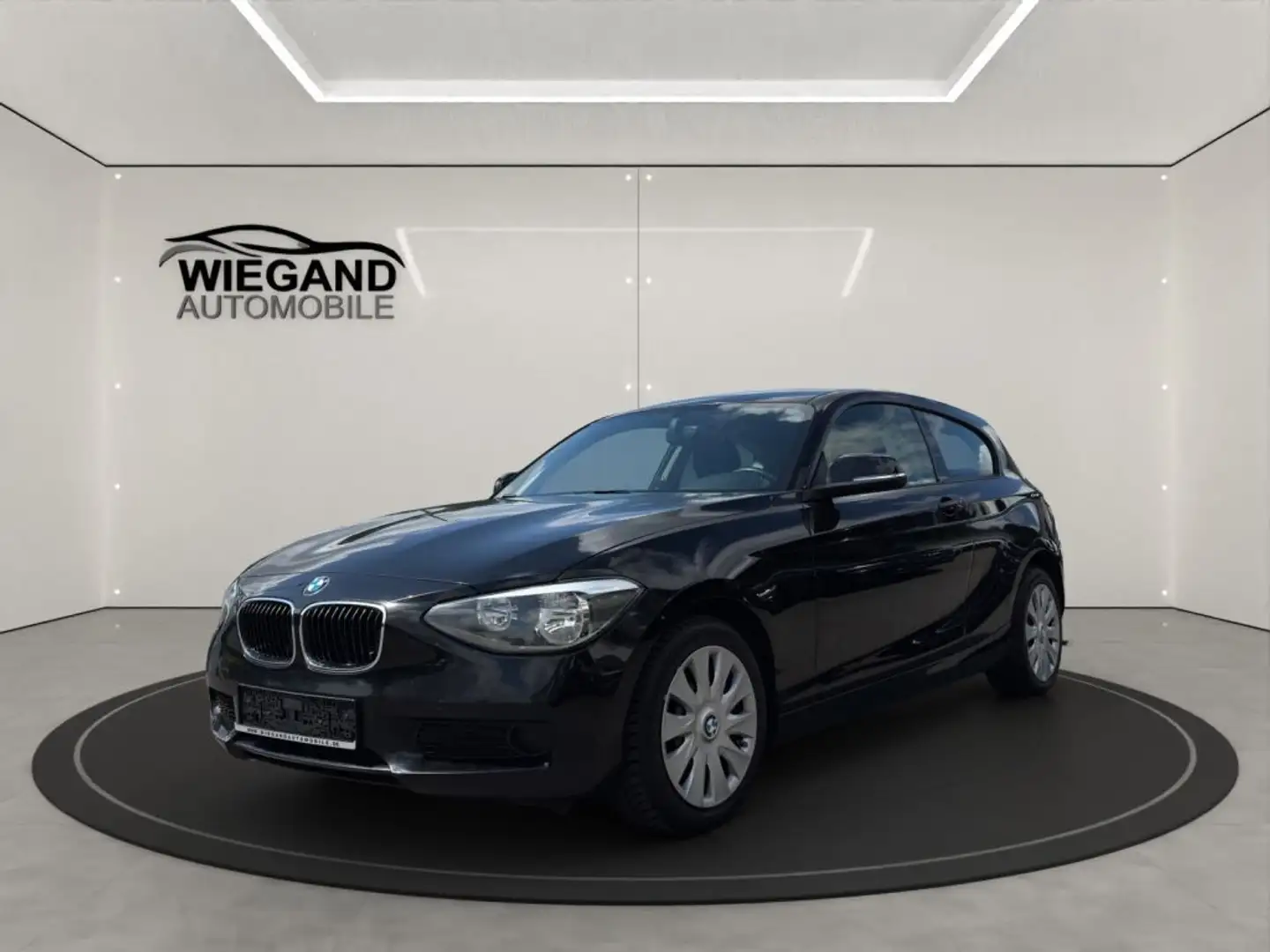 BMW 114 i+PDC+KLIMA+RADIO+2.HAND+TÜV BIS 04/2027 Schwarz - 1