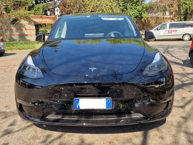 Tesla Model Y Long Range Dual Motor awd