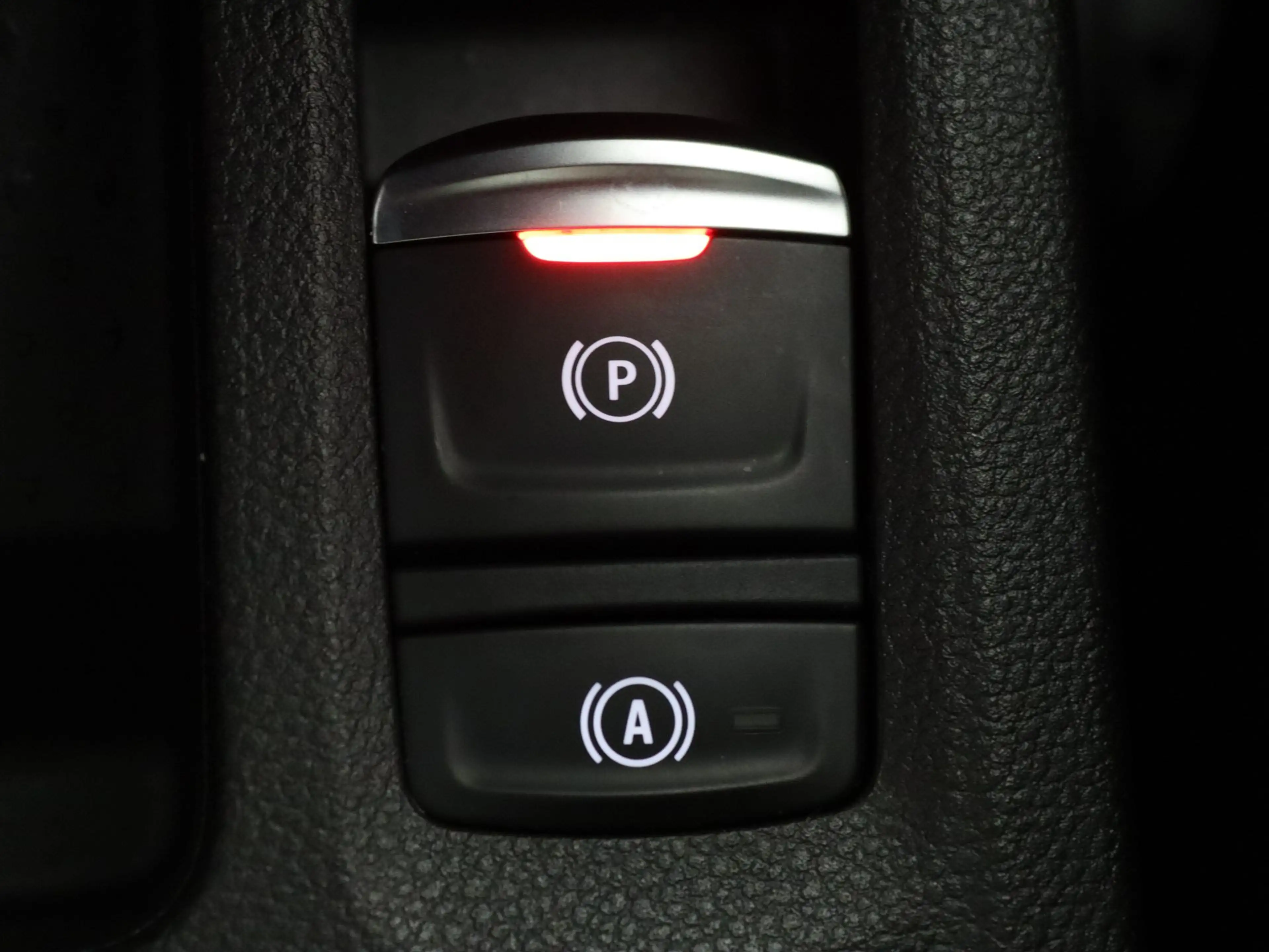 Renault Captur 160pk E-Tech full hybrid esprit Alpine Apple Carpl — photo 18