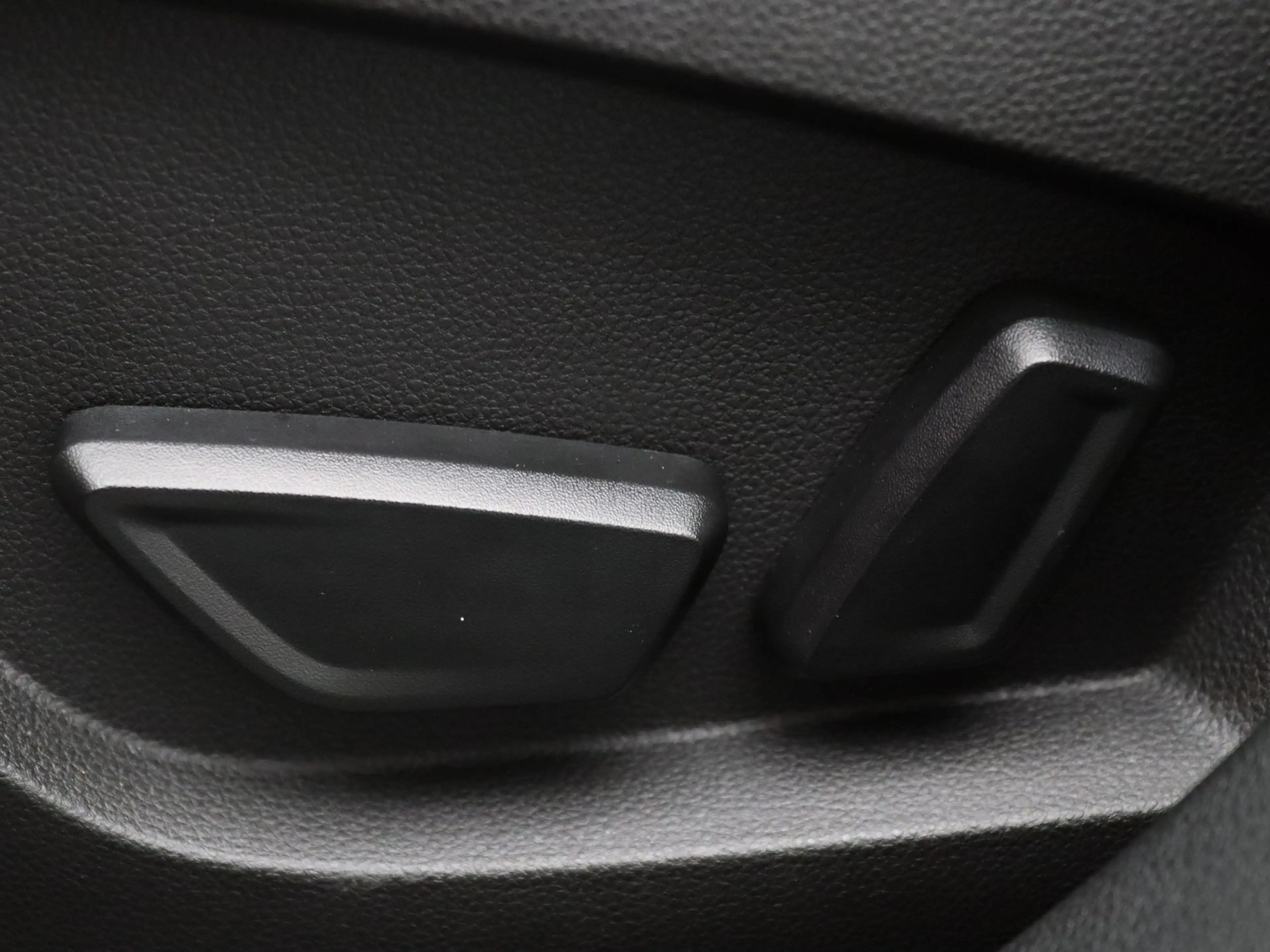 Renault Captur 160pk E-Tech full hybrid esprit Alpine Apple Carpl — photo 27