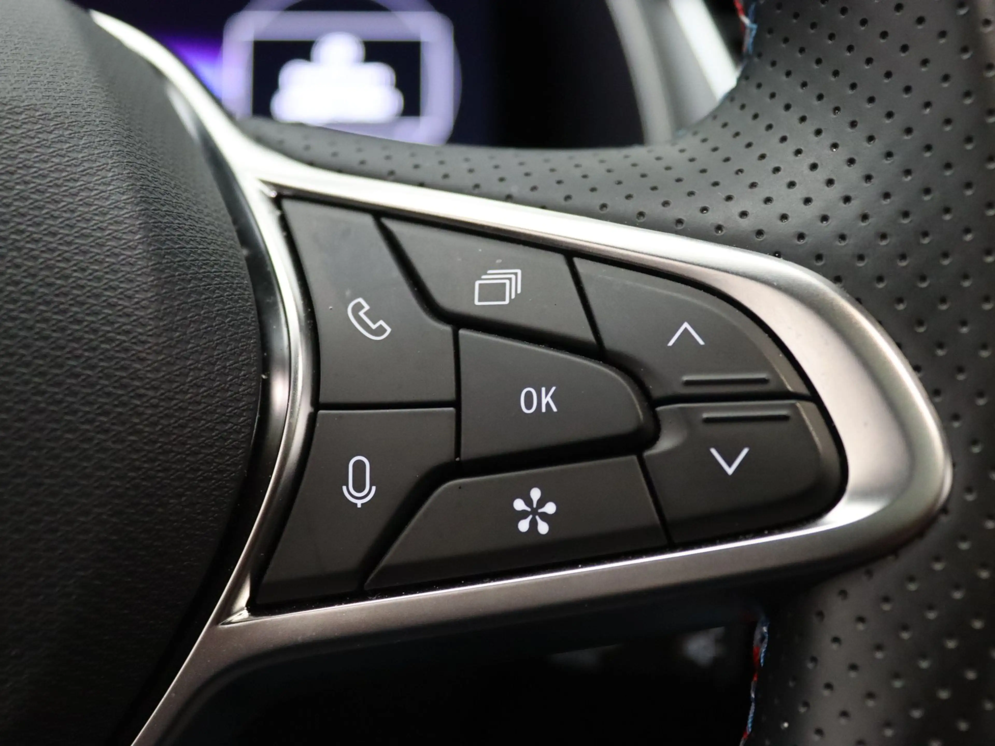 Renault Captur 160pk E-Tech full hybrid esprit Alpine Apple Carpl — photo 16