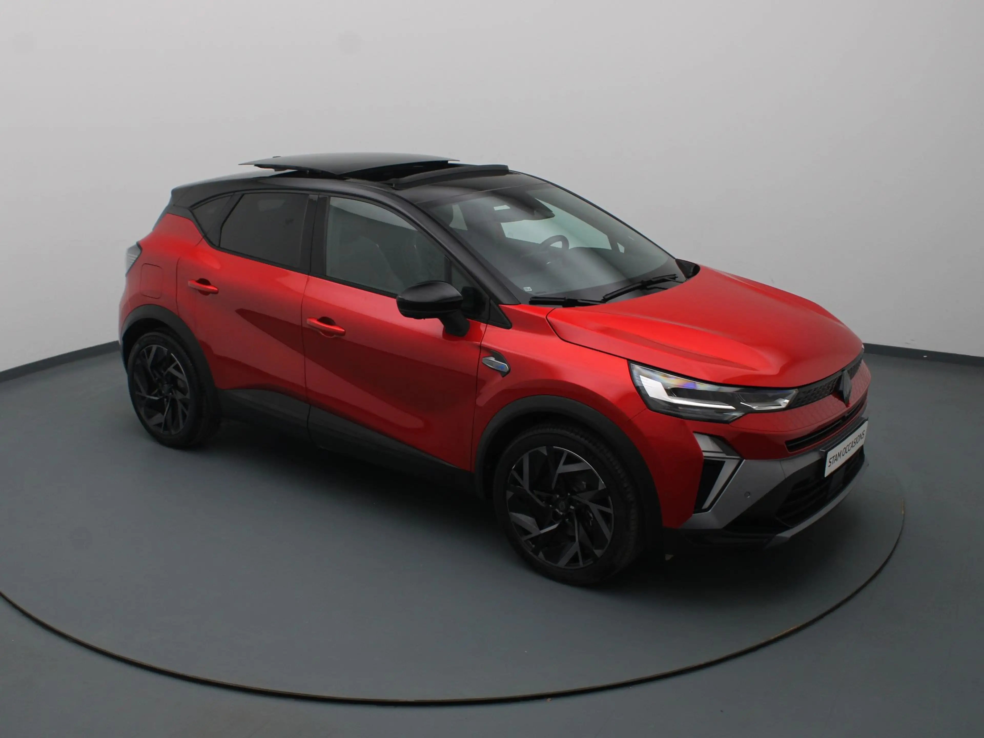Renault Captur 160pk E-Tech full hybrid esprit Alpine Apple Carpl — photo 13