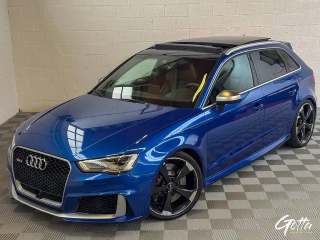 Audi RS3 Sportback 2.5 TFSI Quattro 367CH*S-tronic/B&O/TOIT OUVRANT PANORAMIQUE/CAMERA DE RECUL/GPS/SUIVIE/CERAMIQUE