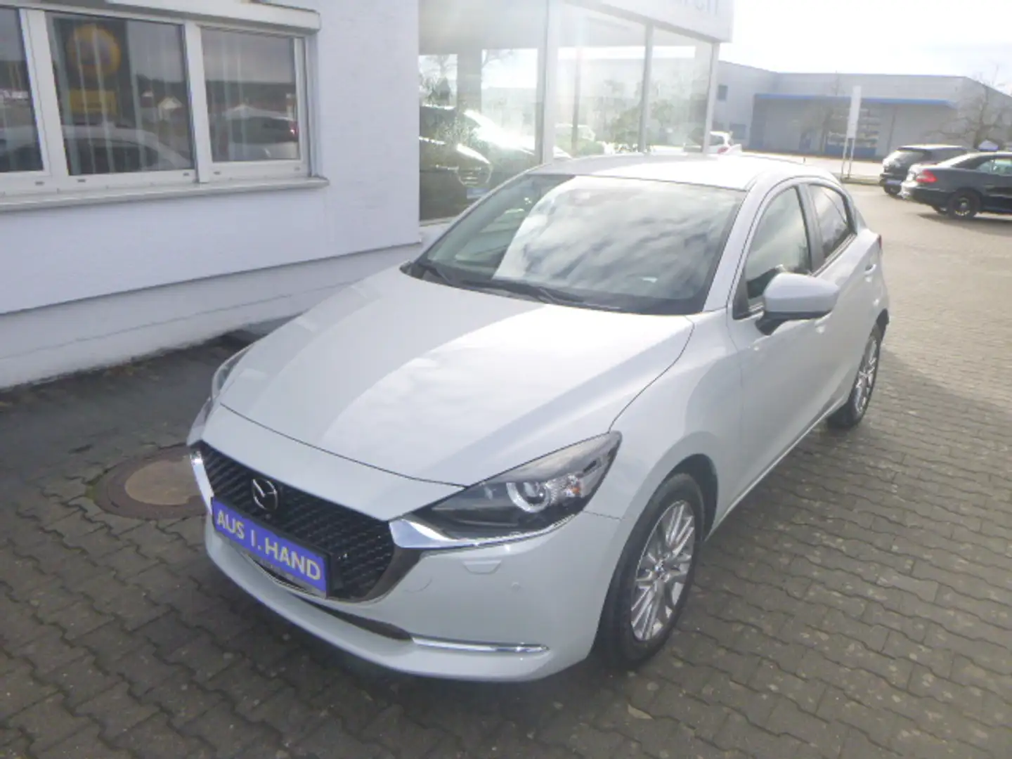 Mazda 2 SKYACTIV-G 90 1. Hand, Navi, Winterräder, TÜV NEU! Weiß - 1