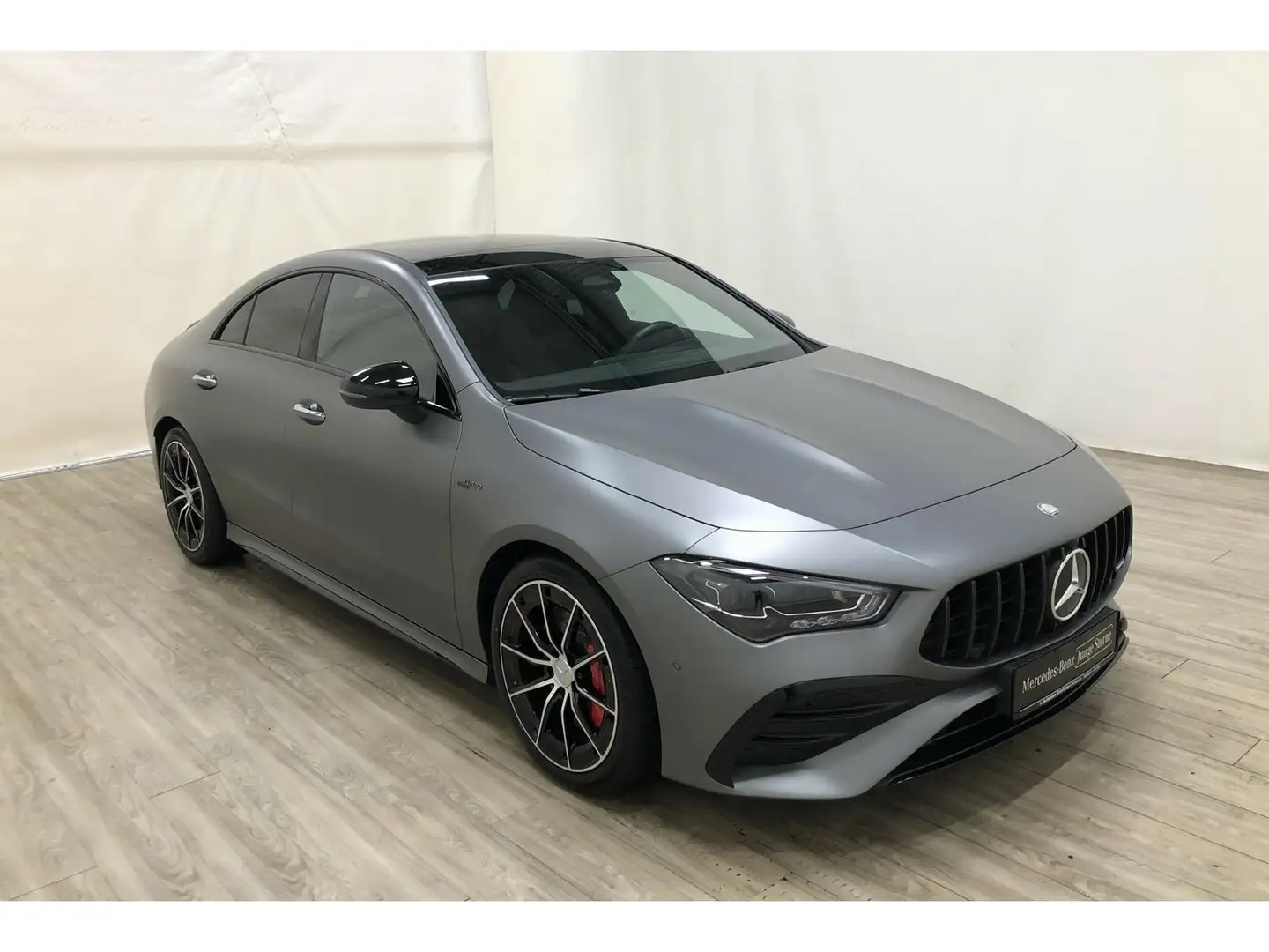 Mercedes-Benz CLA 35 AMG 4M NIGHT*Distro*Pano*MULTIBEAM*Kamera Серый - 2