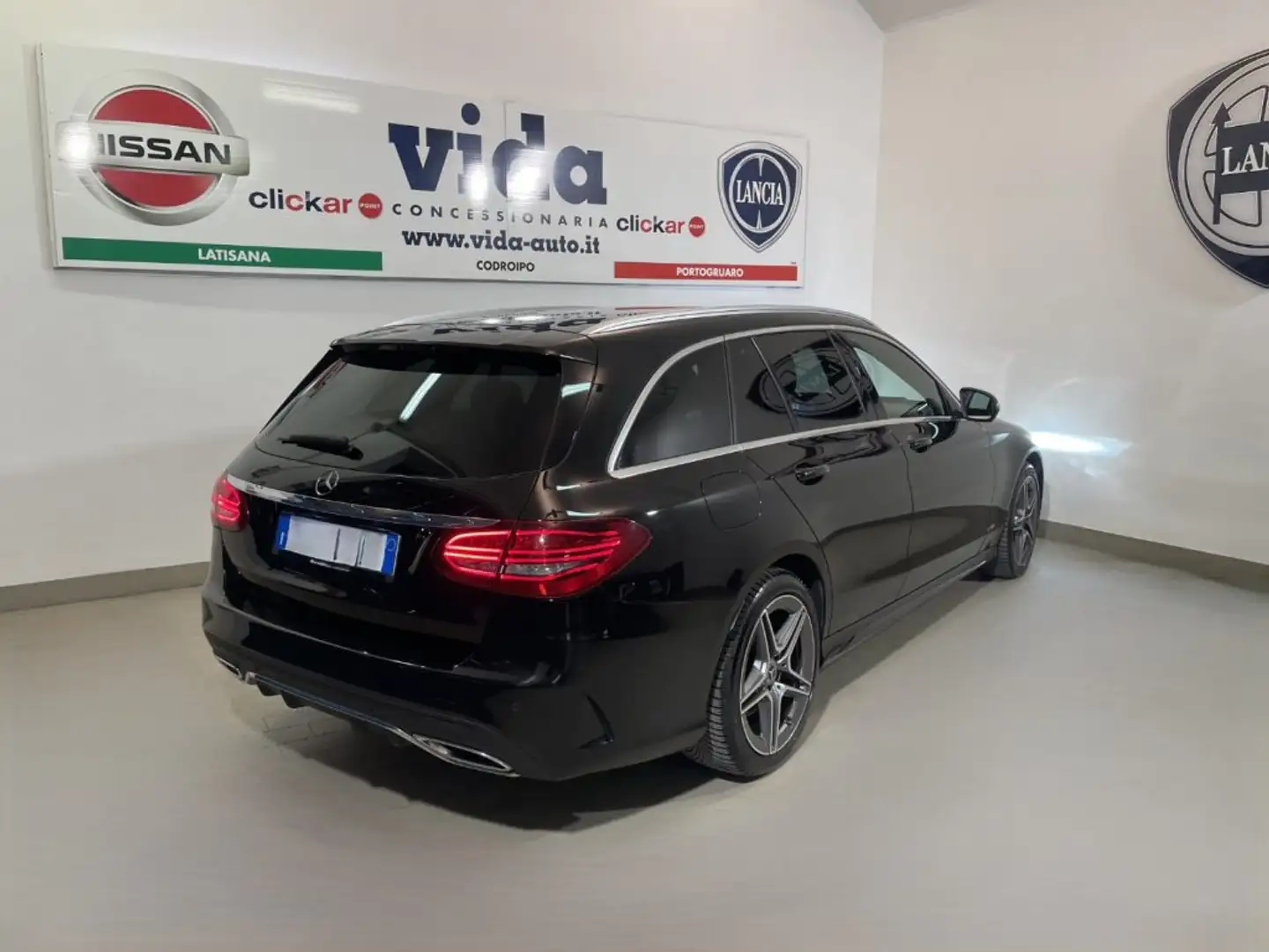 Mercedes-Benz C 220 d S.W. 4Matic CAMBIO AUT. Nero - 2